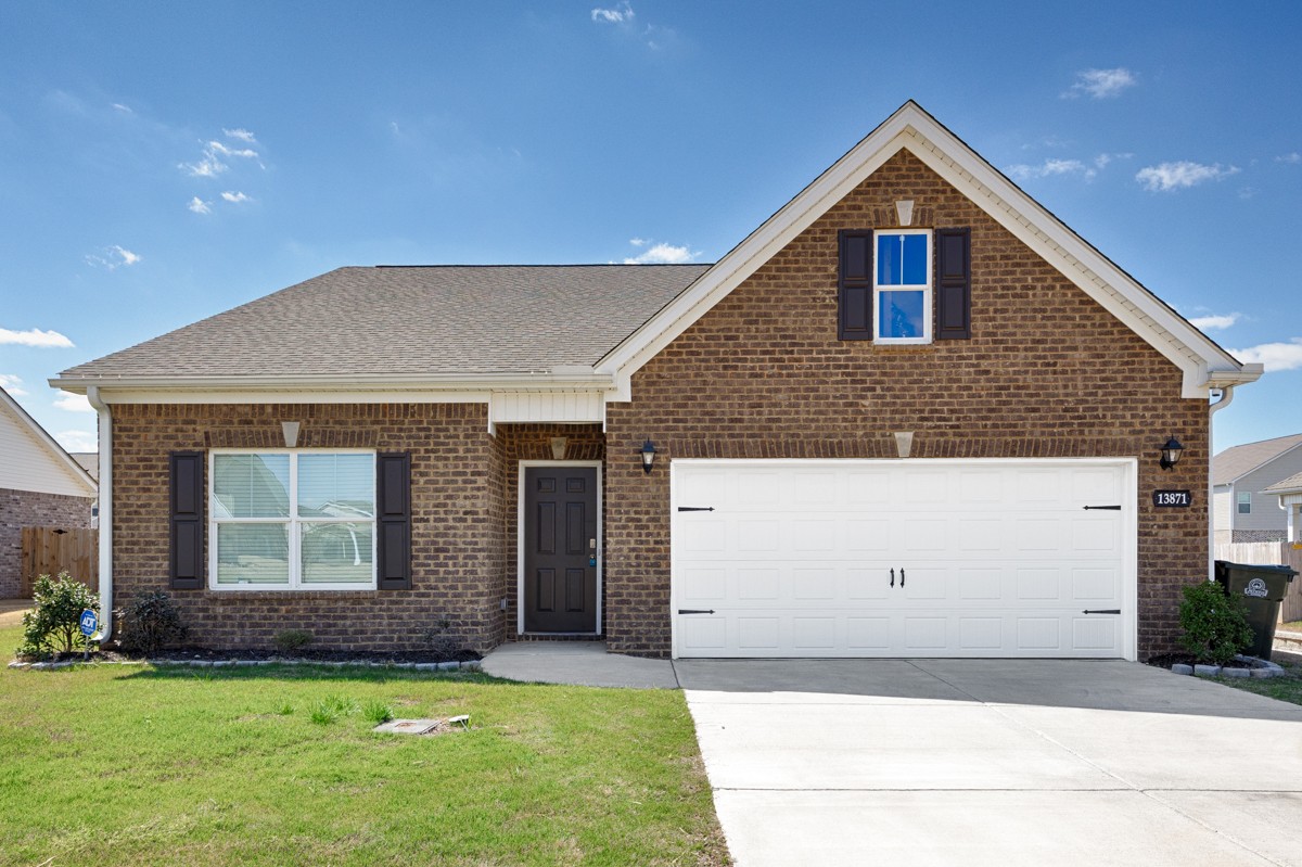 Photo 1 of 25 of 13871 Hickory Brook Rd house