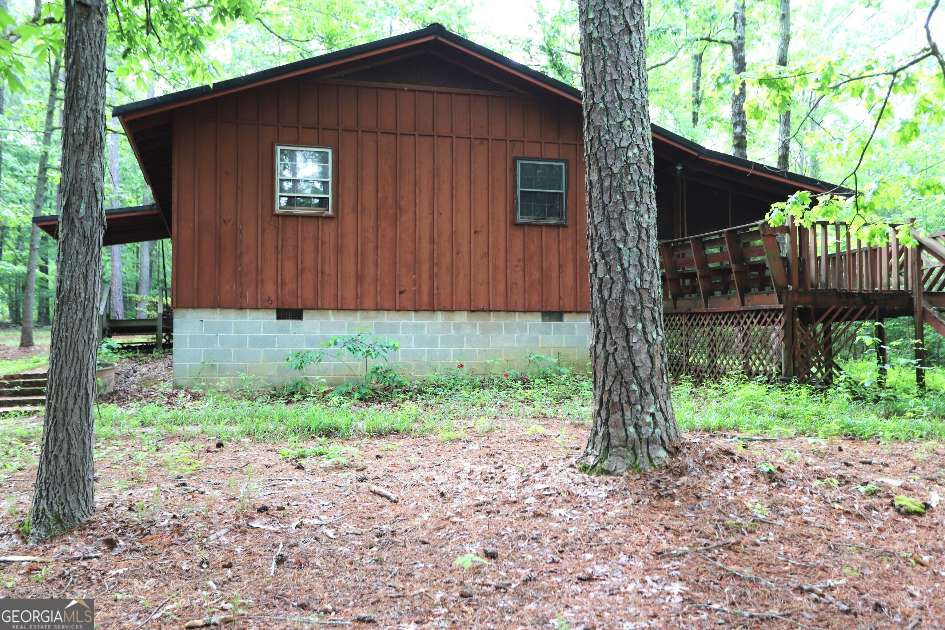 Photo 8 of 61 of 350 County Road 700 house