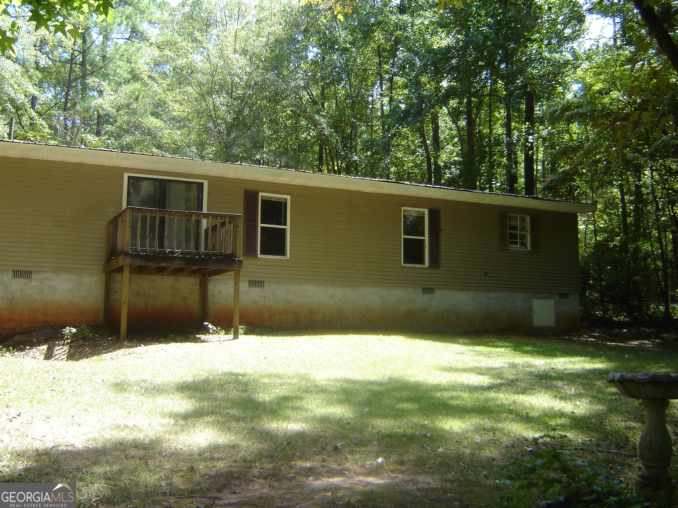 Photo 6 of 10 of 6177 County Road 266 mobile home