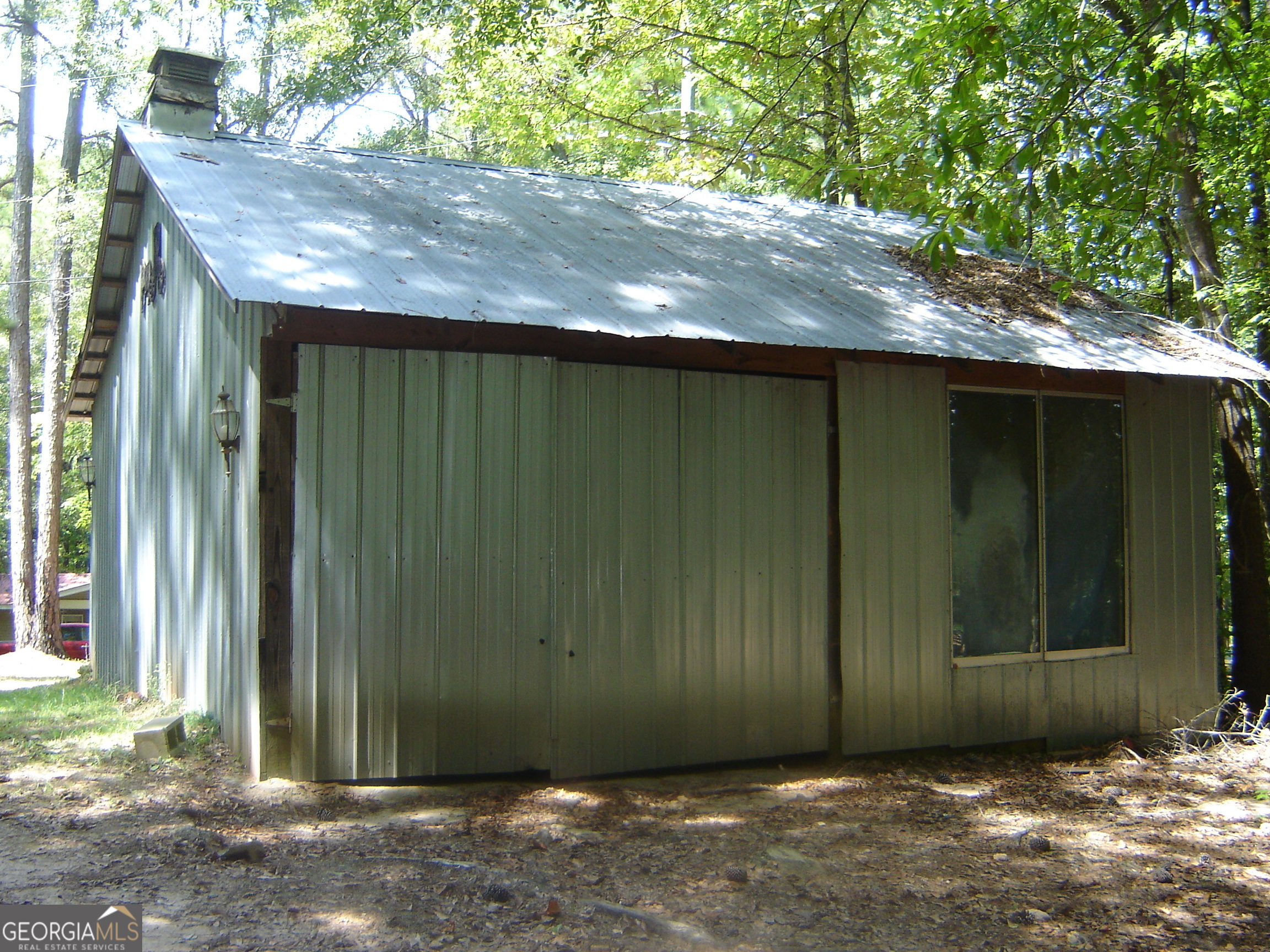 Photo 7 of 10 of 6177 County Road 266 mobile home