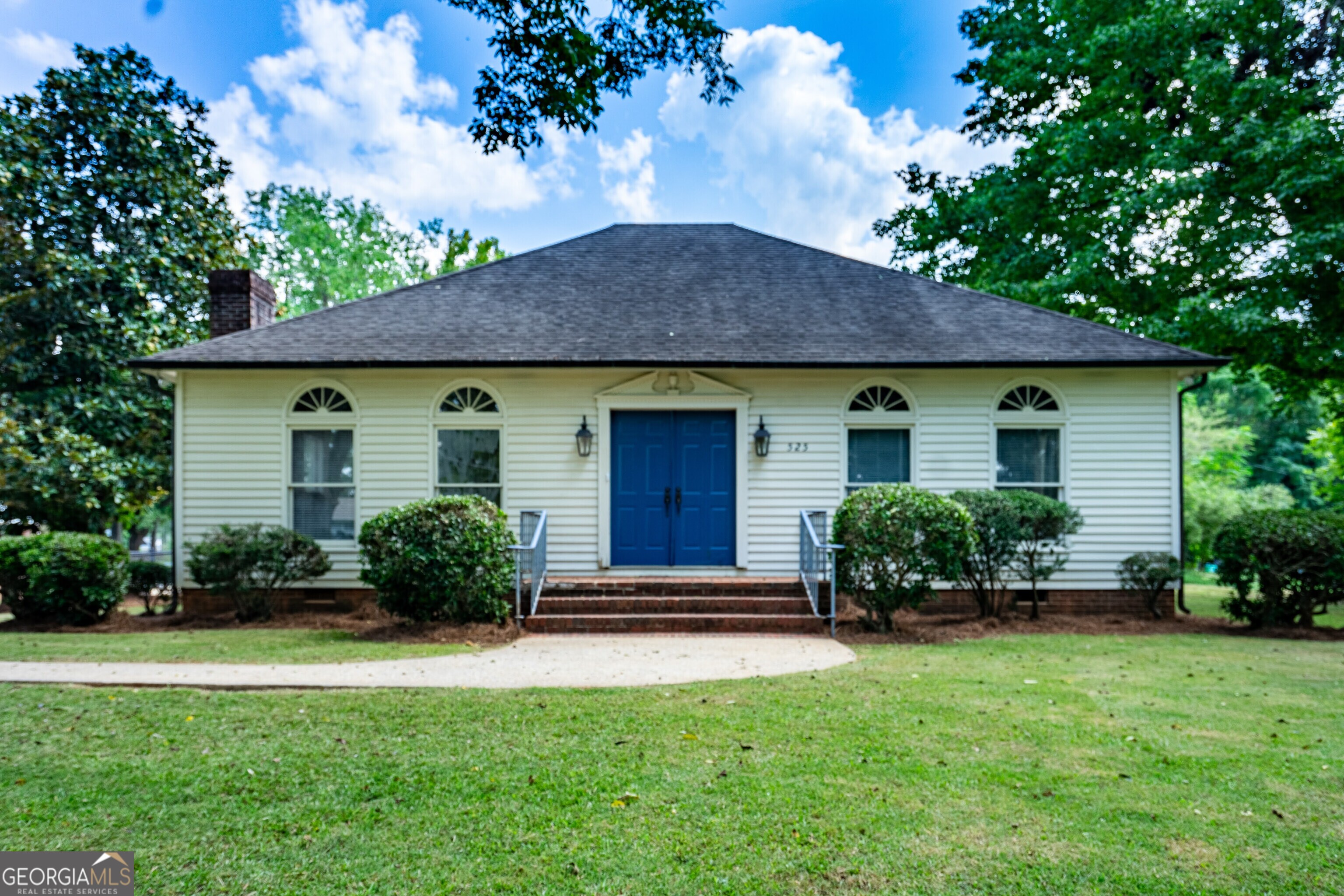 Photo 1 of 17 of 525 Ashalnd Ave house