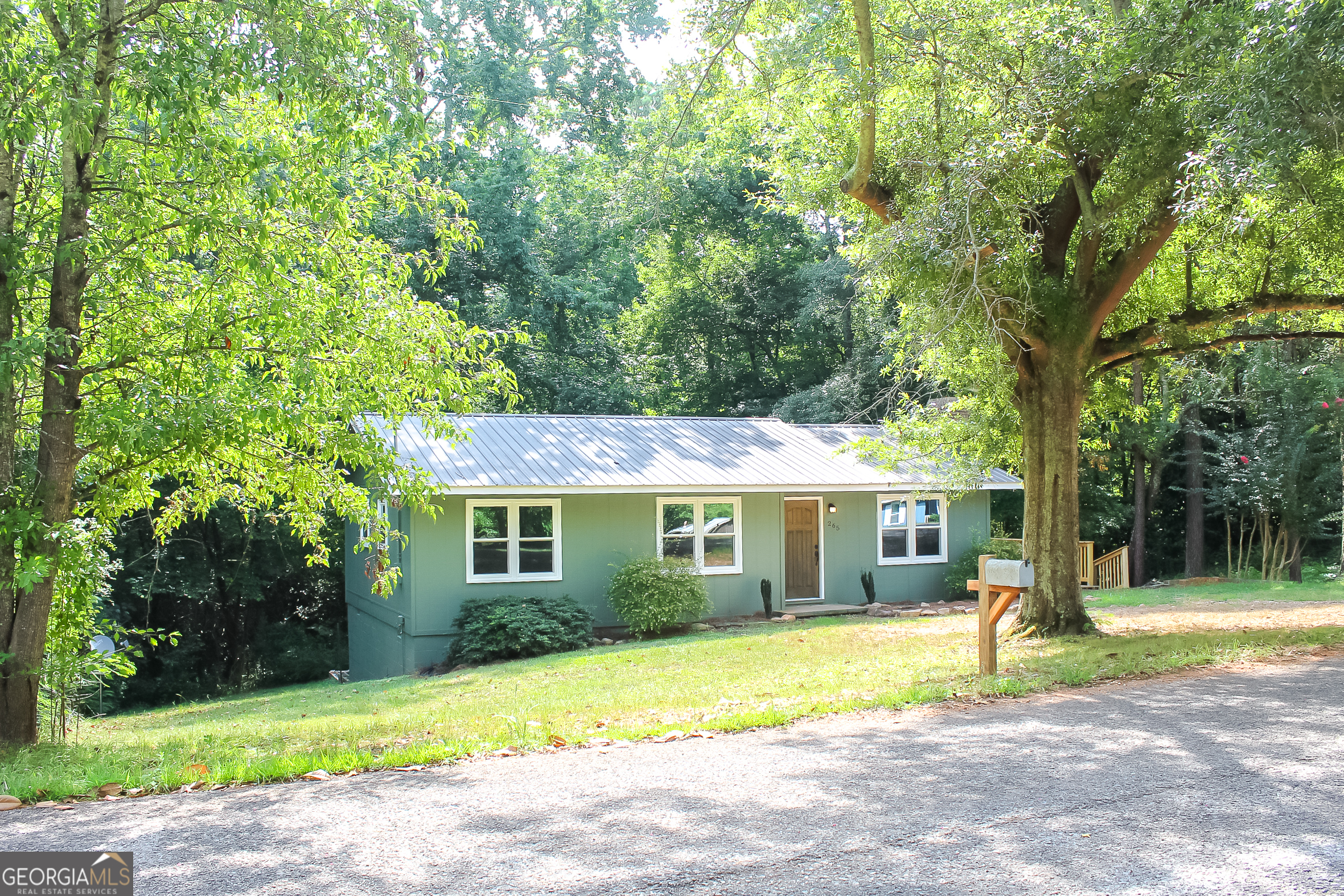 Photo 5 of 40 of 265 COUNTY ROAD 533 house