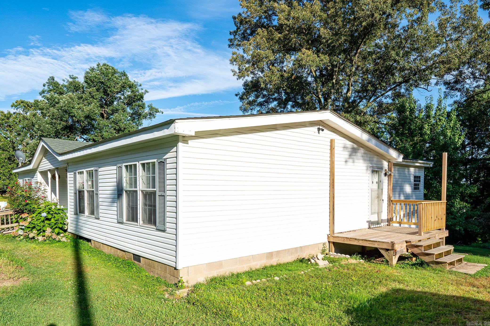 Photo 4 of 35 of 9501 Old 88 Road mobile home