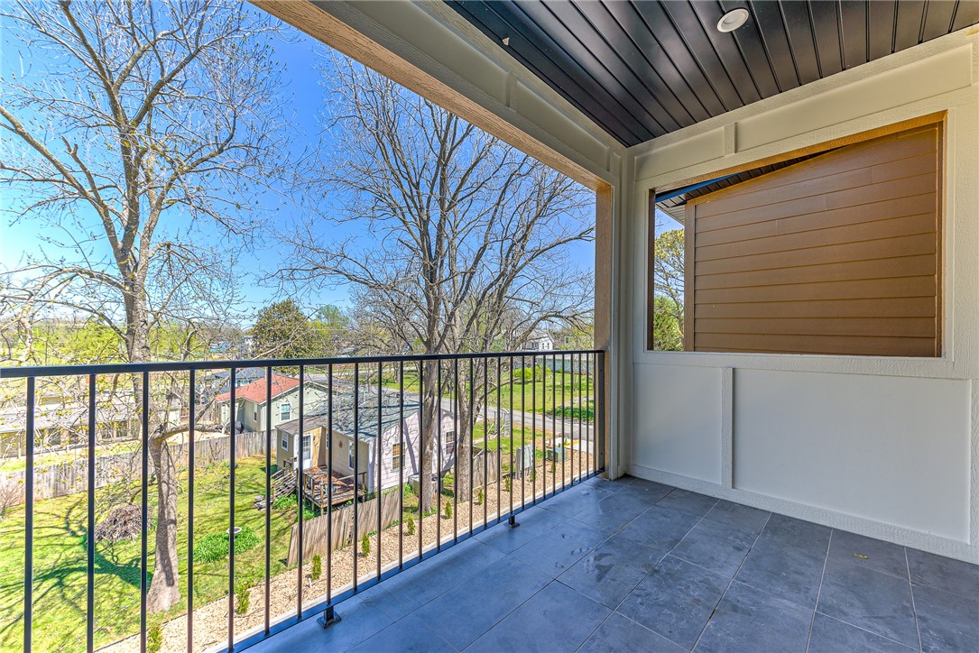 Photo 41 of 45 of 233 SE 7th Street townhome