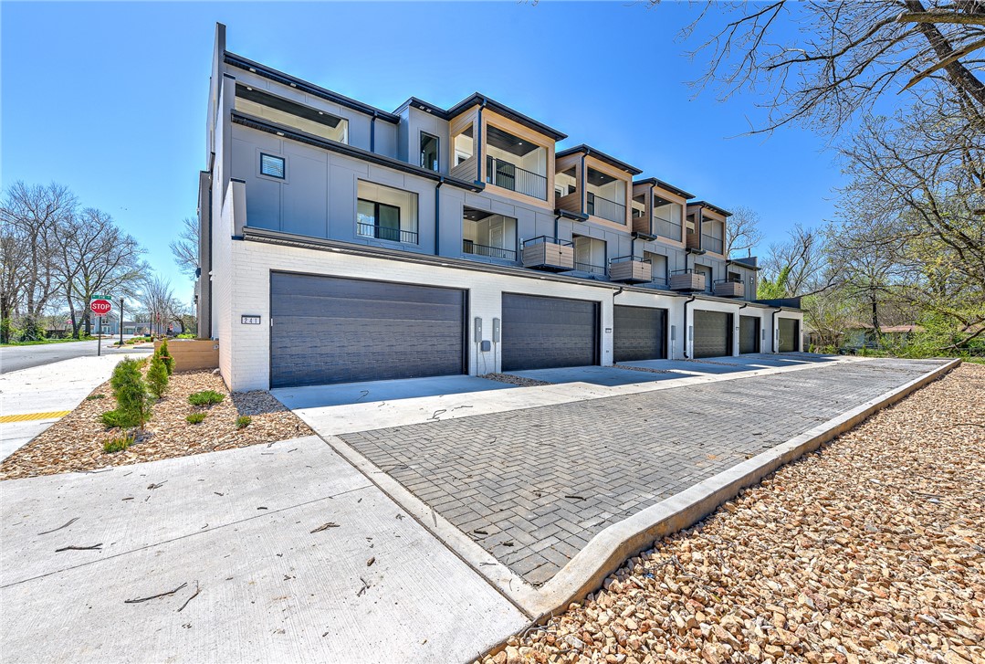 Photo 45 of 45 of 233 SE 7th Street townhome