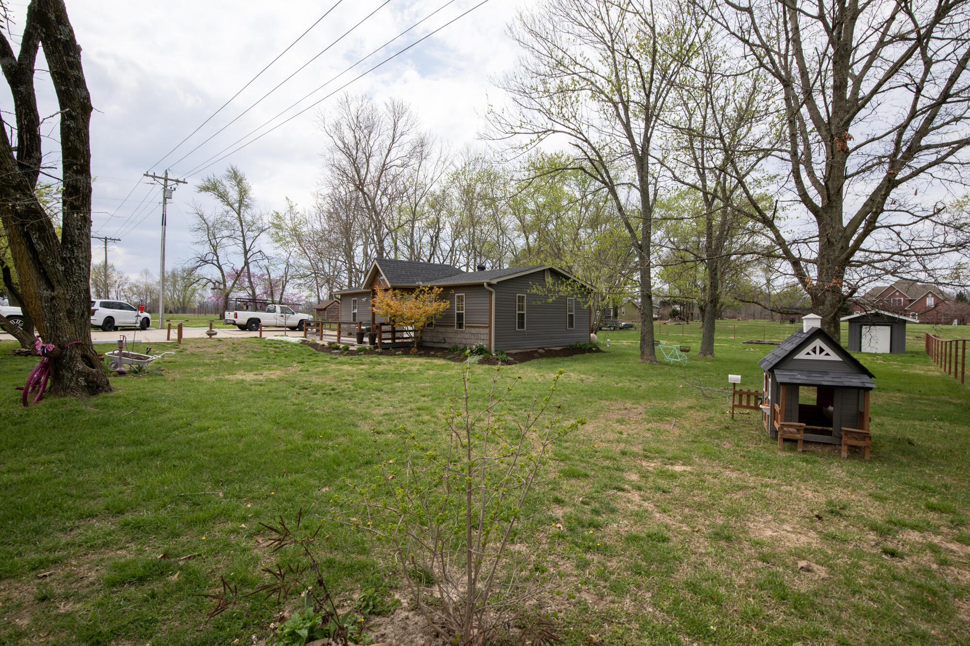 Photo 6 of 23 of 9936 Highway 72 house