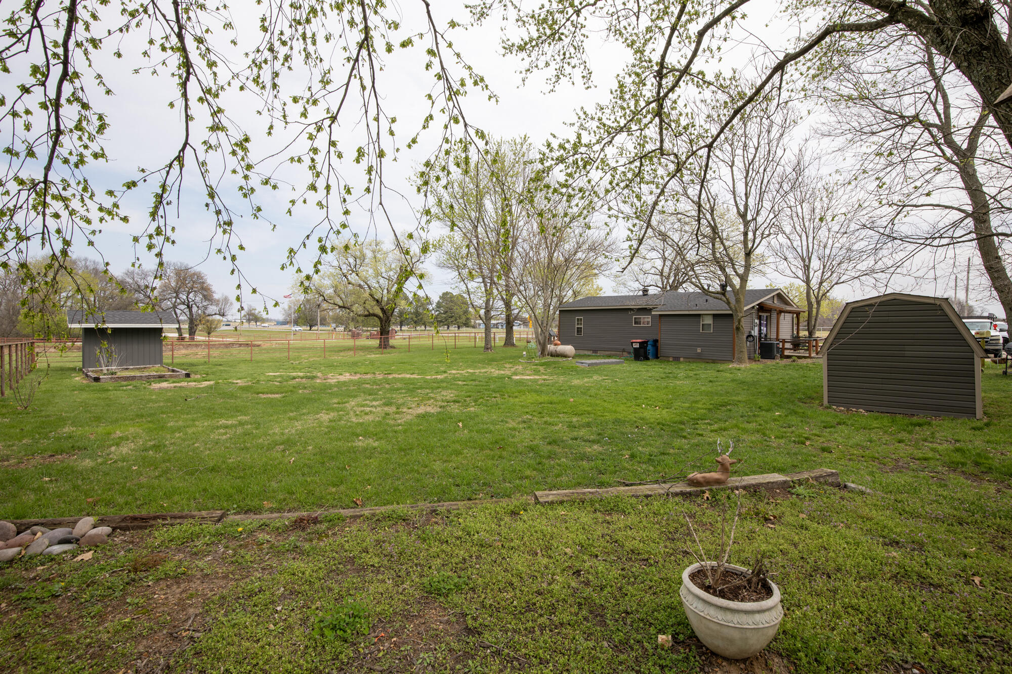 Photo 9 of 23 of 9936 Highway 72 house