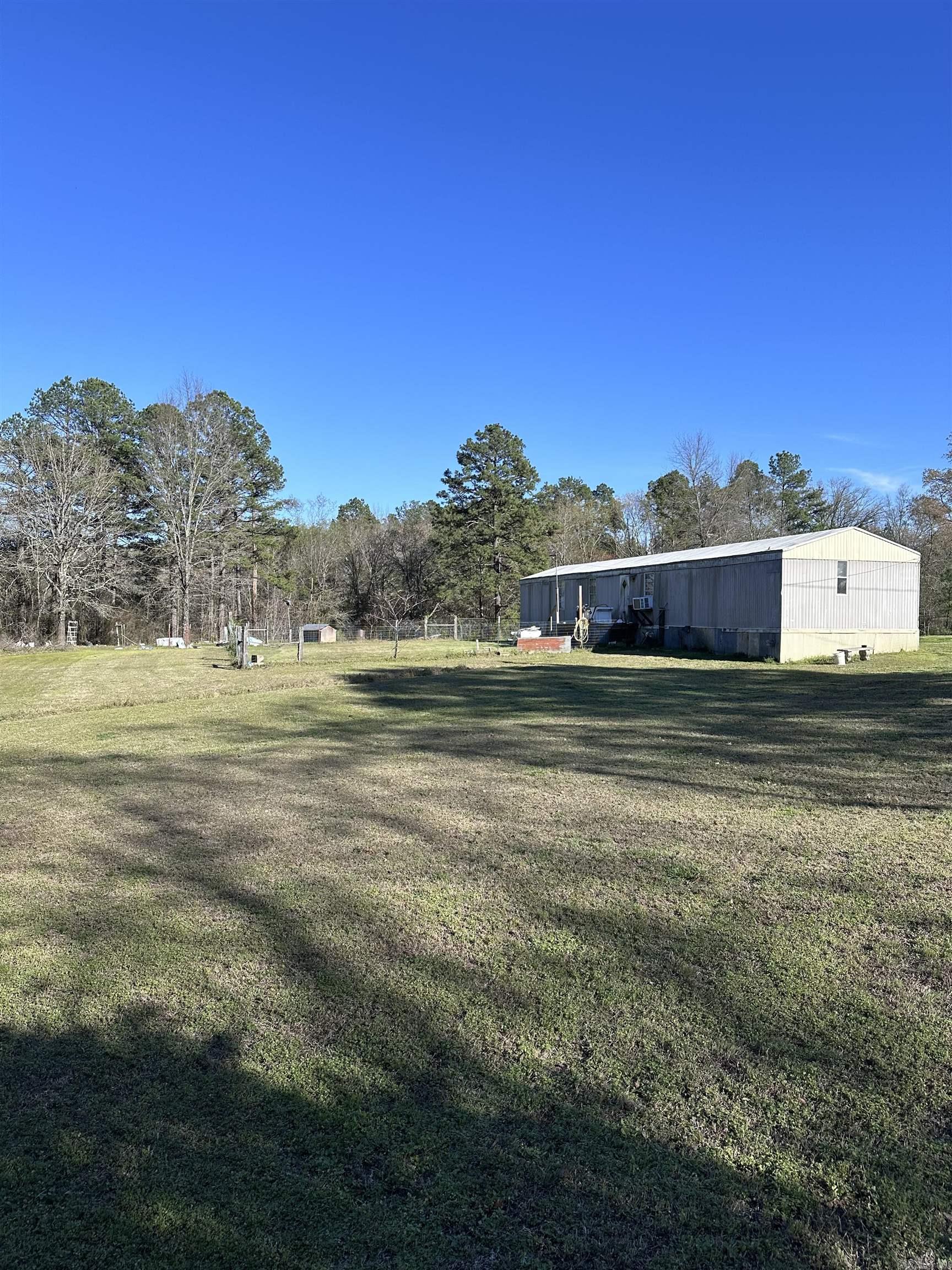 Photo 1 of 4 of 318 Hunter Road mobile home