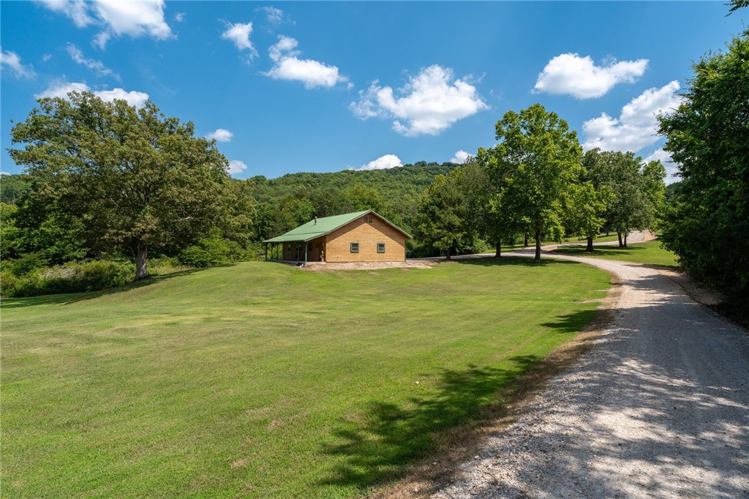 Photo 5 of 60 of 226 CR 227 Road house