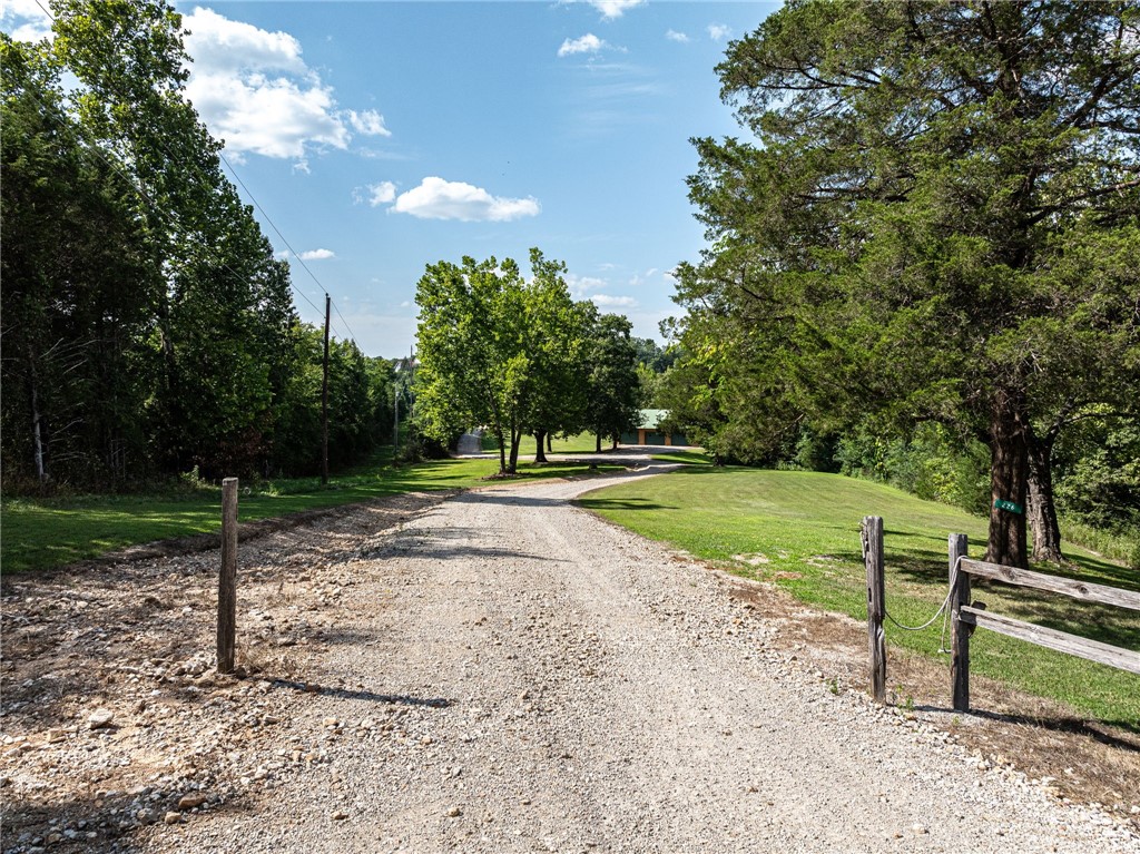 Photo 7 of 60 of 226 CR 227 Road house