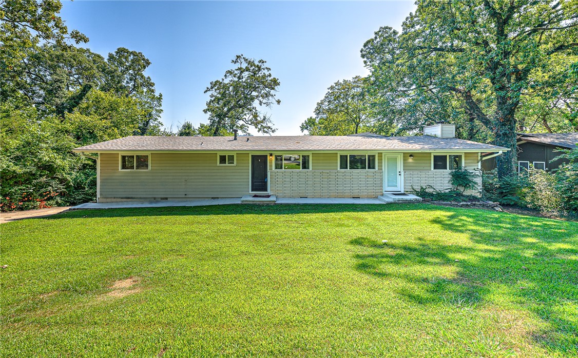 Photo 1 of 35 of 44 Hartman Avenue house