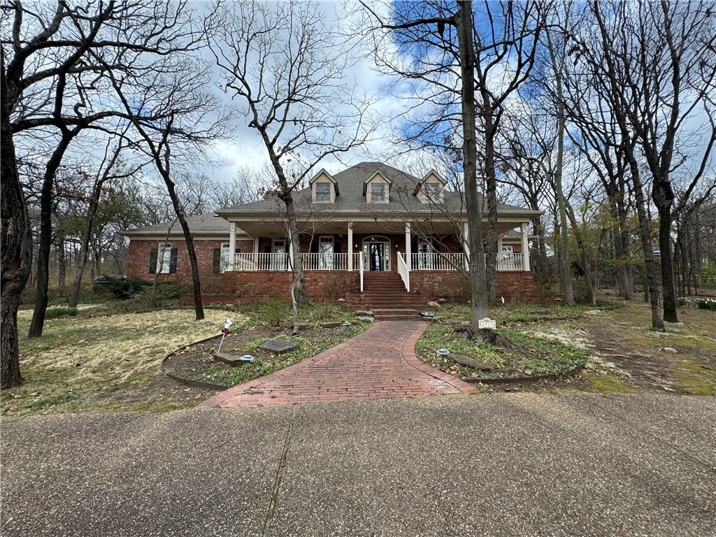 Photo 1 of 38 of 2917 Cliff Drive house