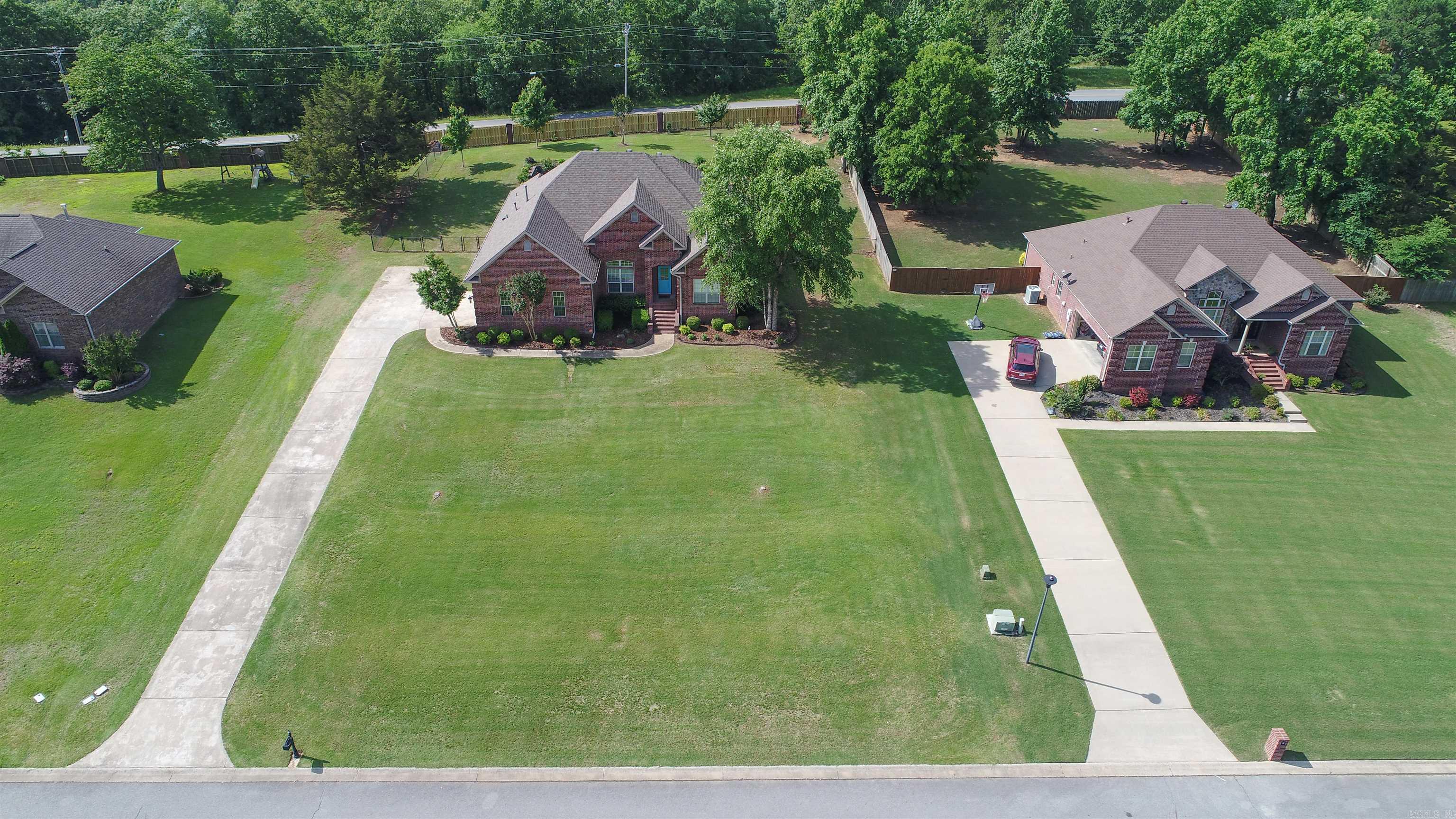 Photo 6 of 15 of 8 E Chateau Estates Drive house