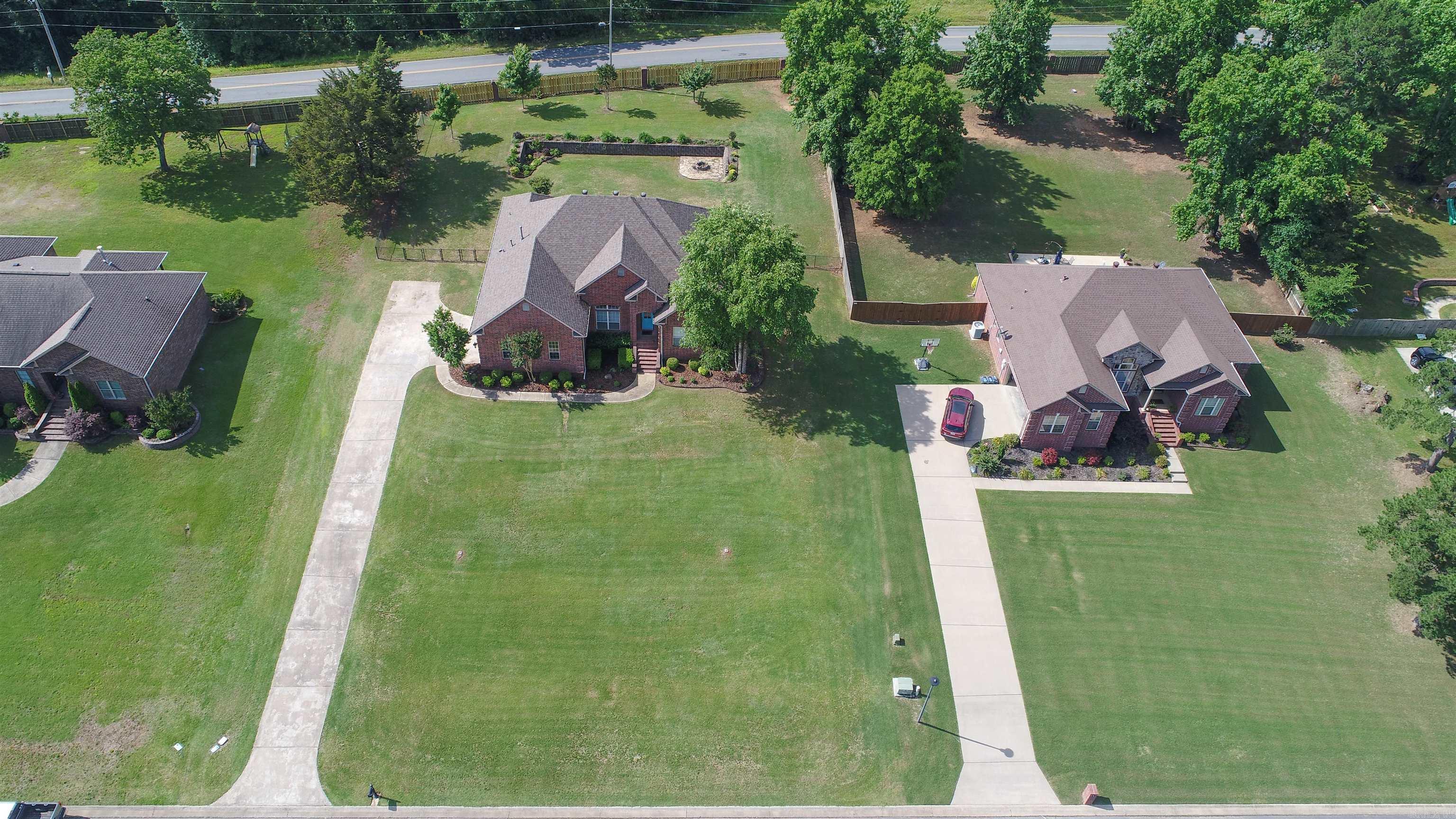 Photo 7 of 15 of 8 E Chateau Estates Drive house