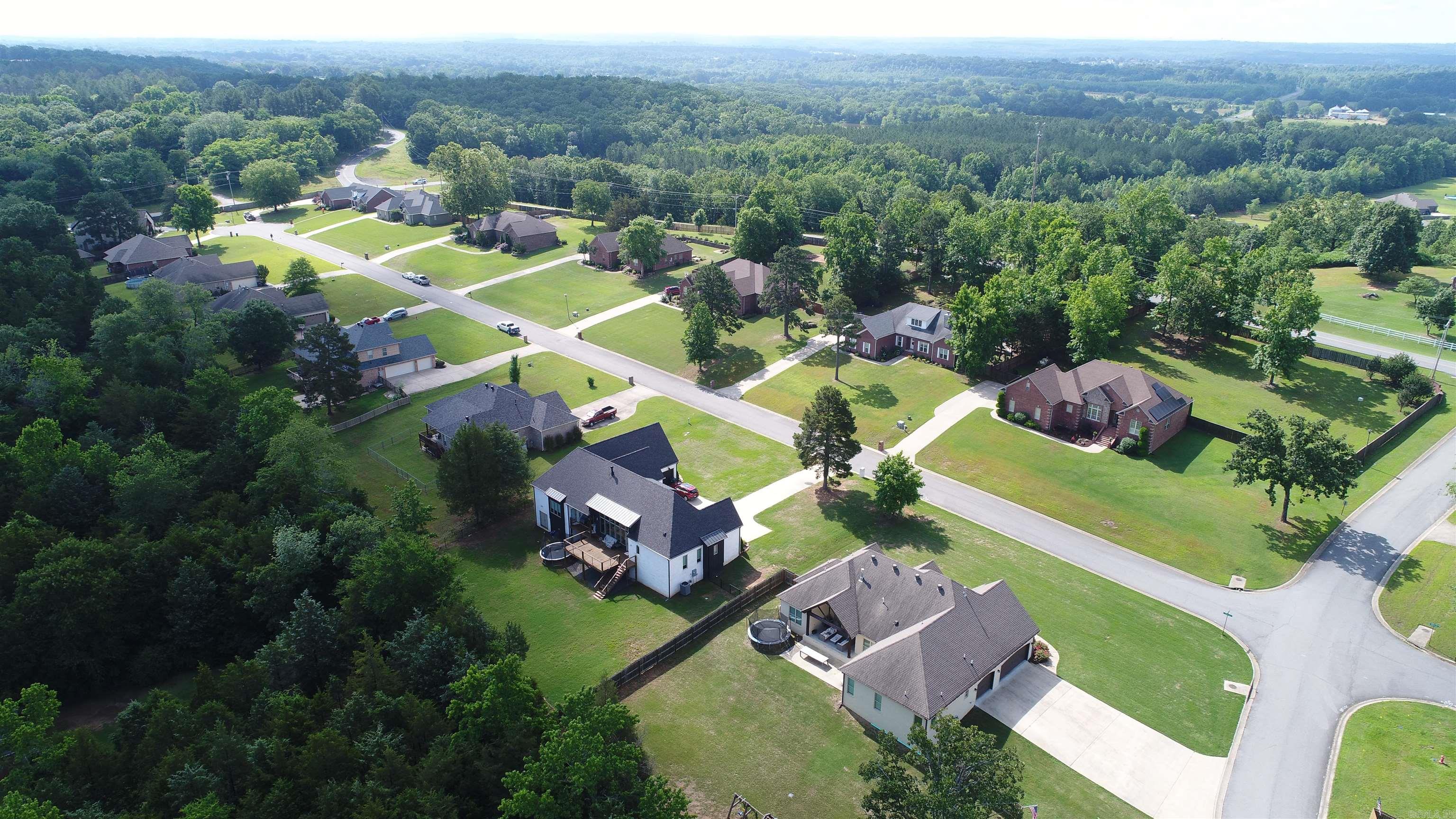 Photo 8 of 15 of 8 E Chateau Estates Drive house