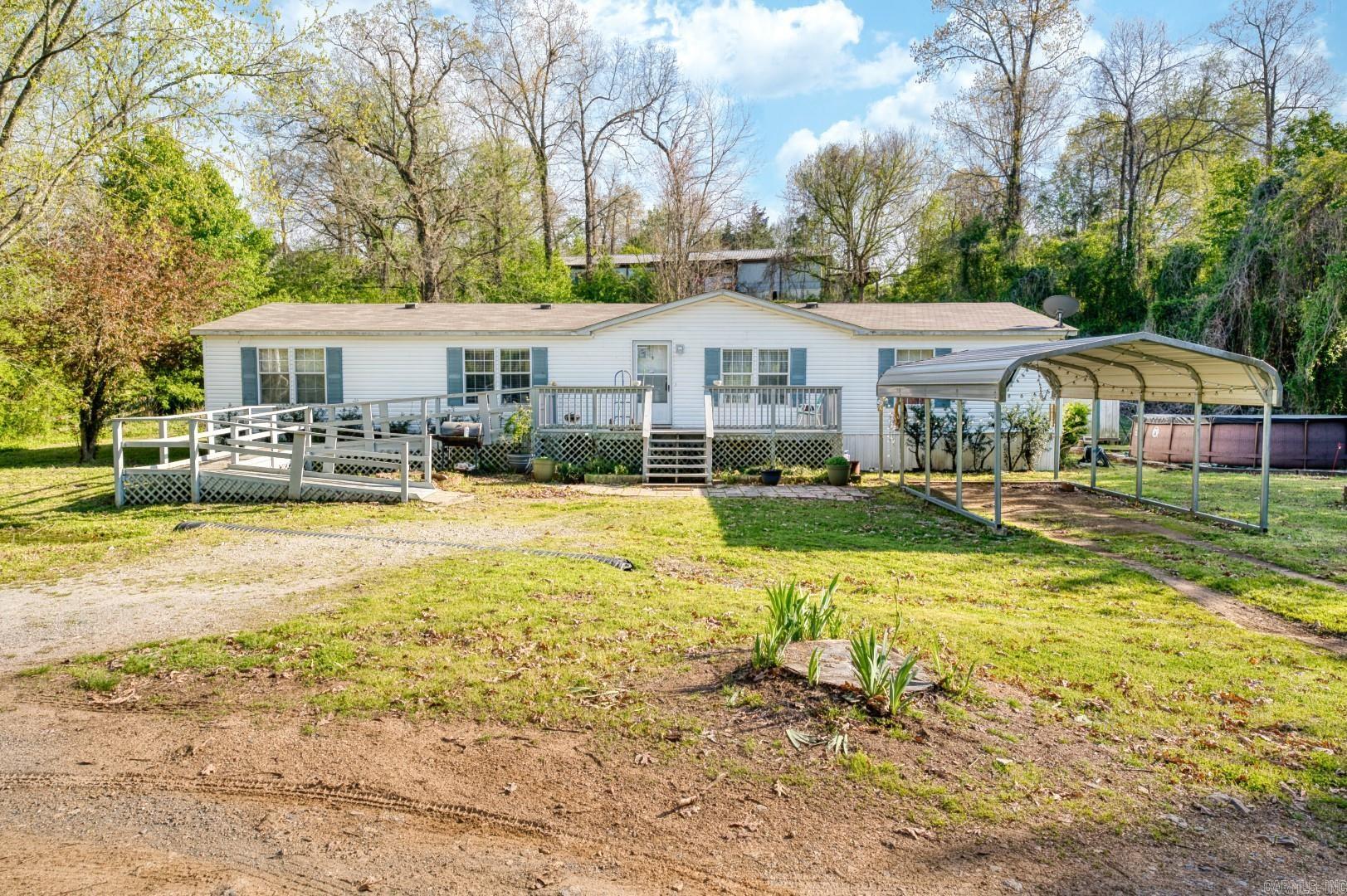 Photo 1 of 28 of 241 Parkshores Rd mobile home