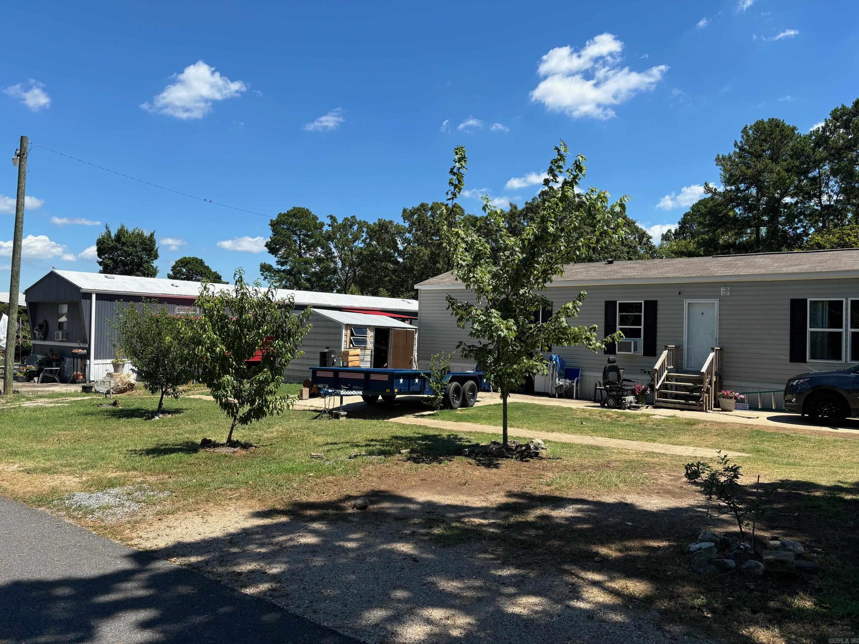 Photo 2 of 8 of 445 Lee Barron Loop mobile home