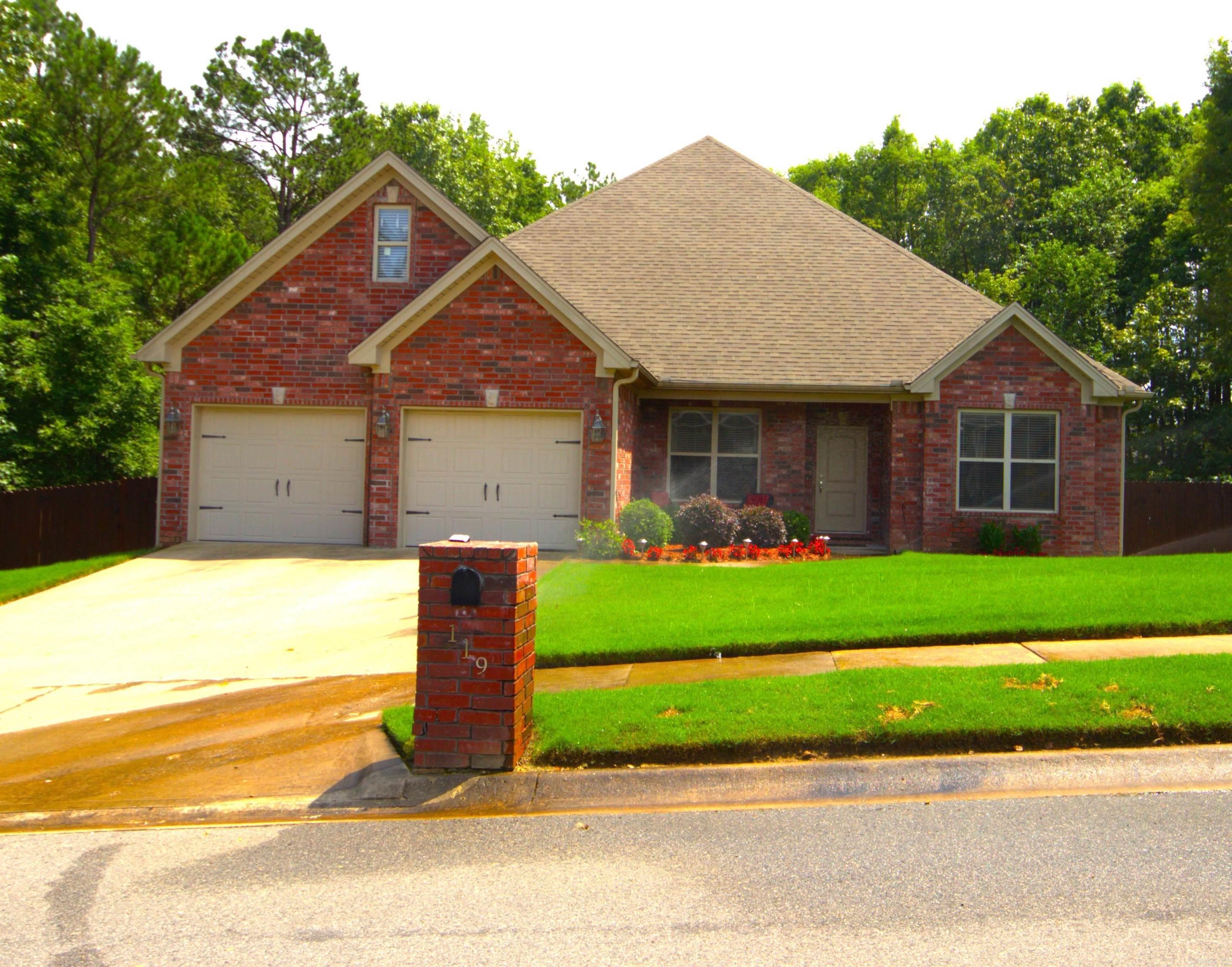 Photo 1 of 30 of 119 Sienna Lake Lane house