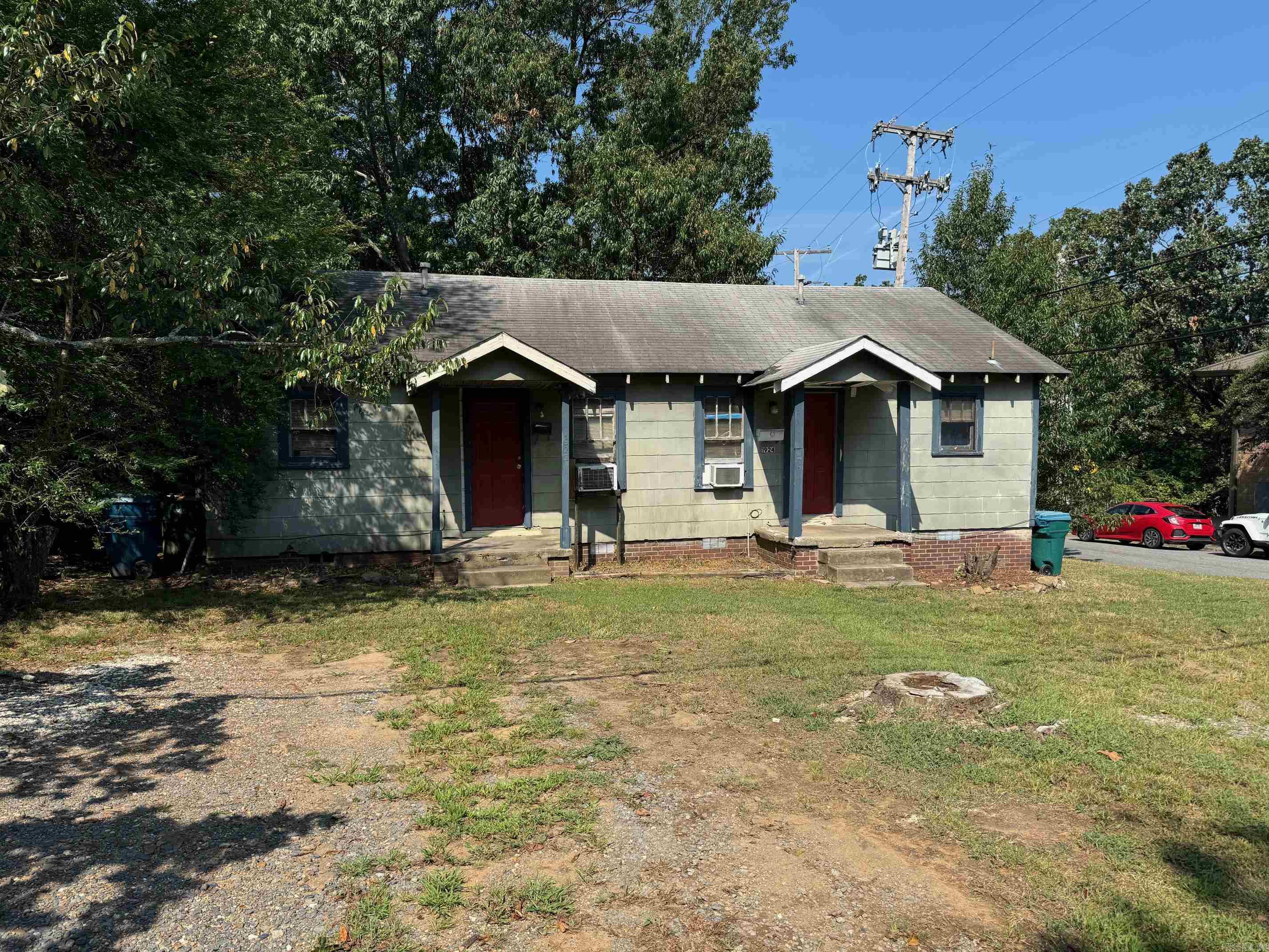 Photo 1 of 4 of 1922 Alden Lane house