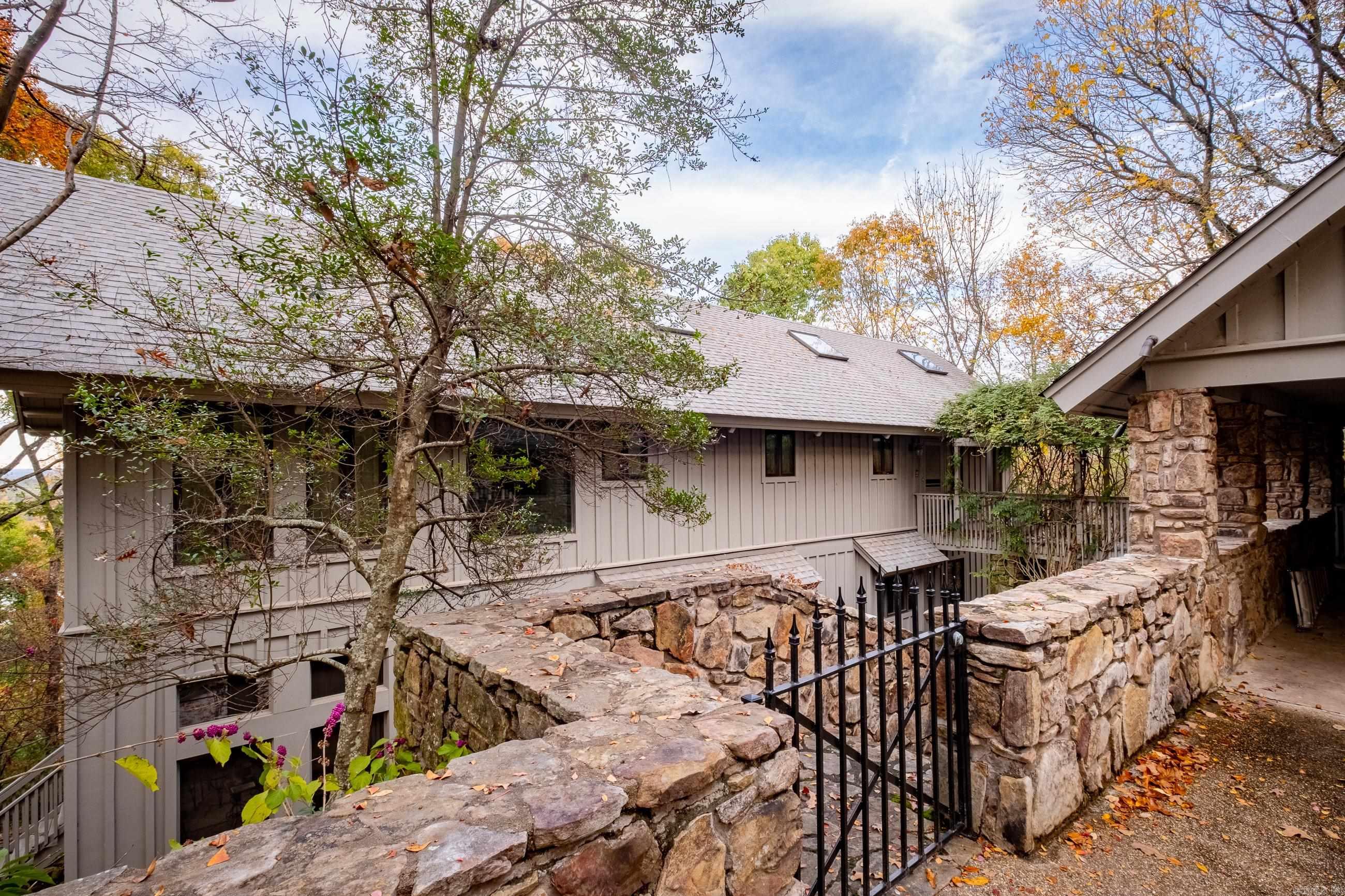 Photo 1 of 50 of 7 Rivers Edge Drive house