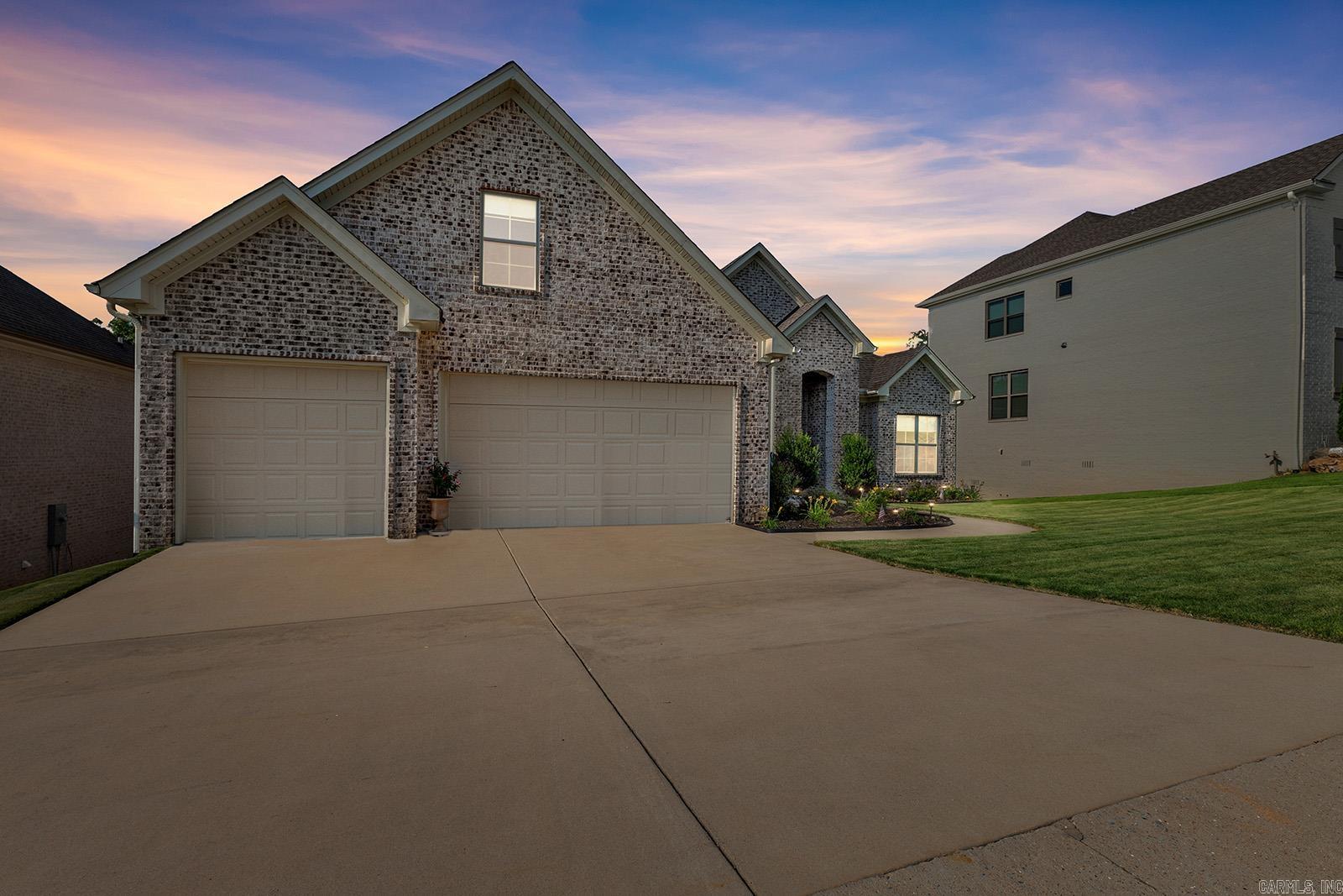 Photo 5 of 49 of 204 Clervaux Drive house