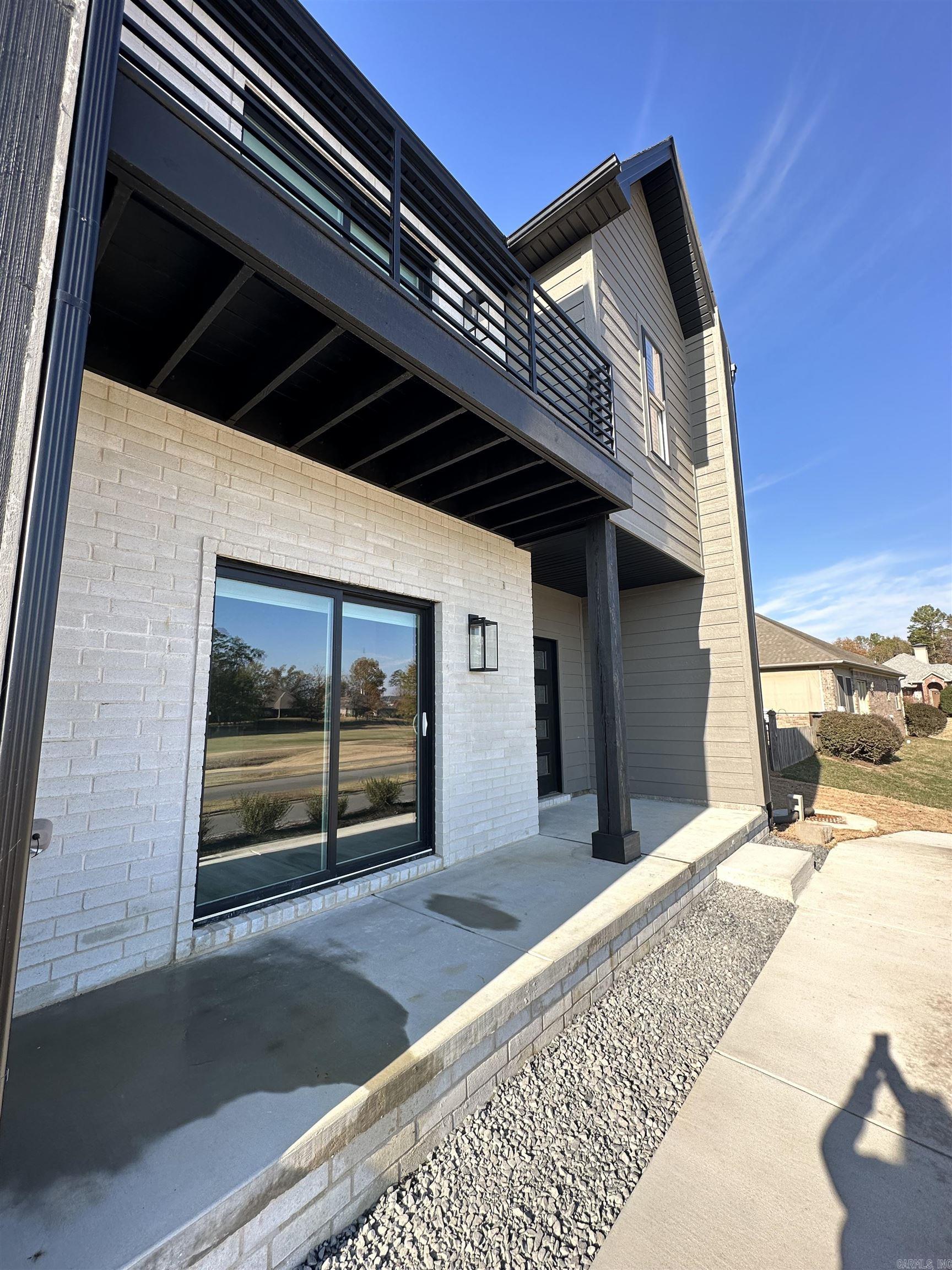 Photo 8 of 48 of 225 Country Club Parkway 40 townhome