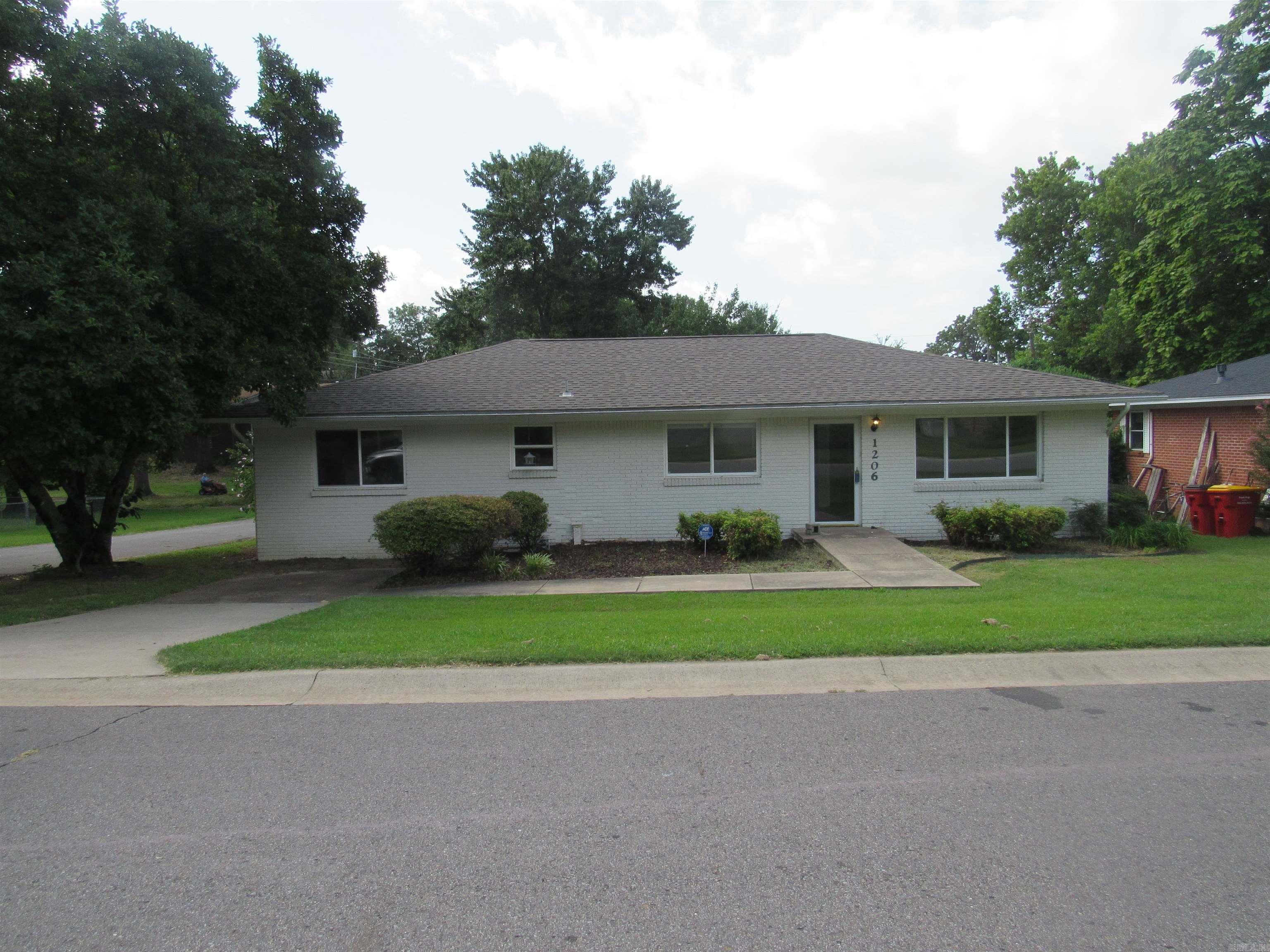 Photo 1 of 21 of 1206 HOLLOWAY Street house