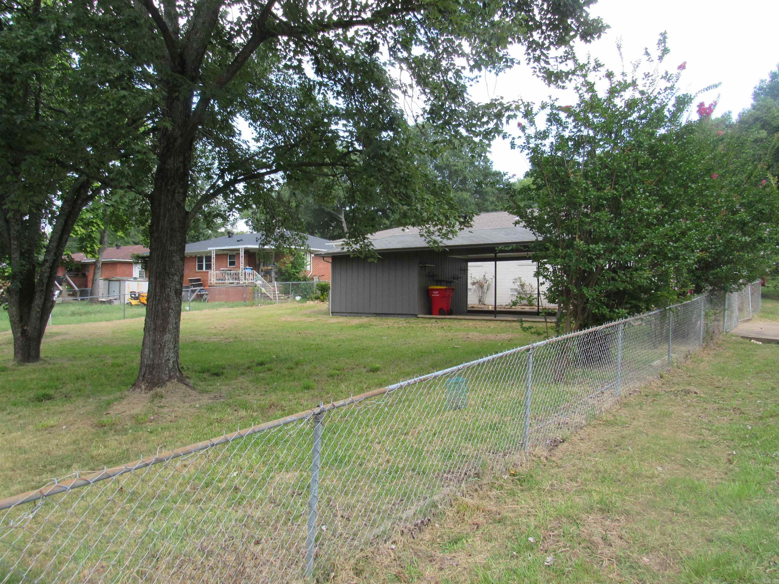 Photo 4 of 21 of 1206 HOLLOWAY Street house