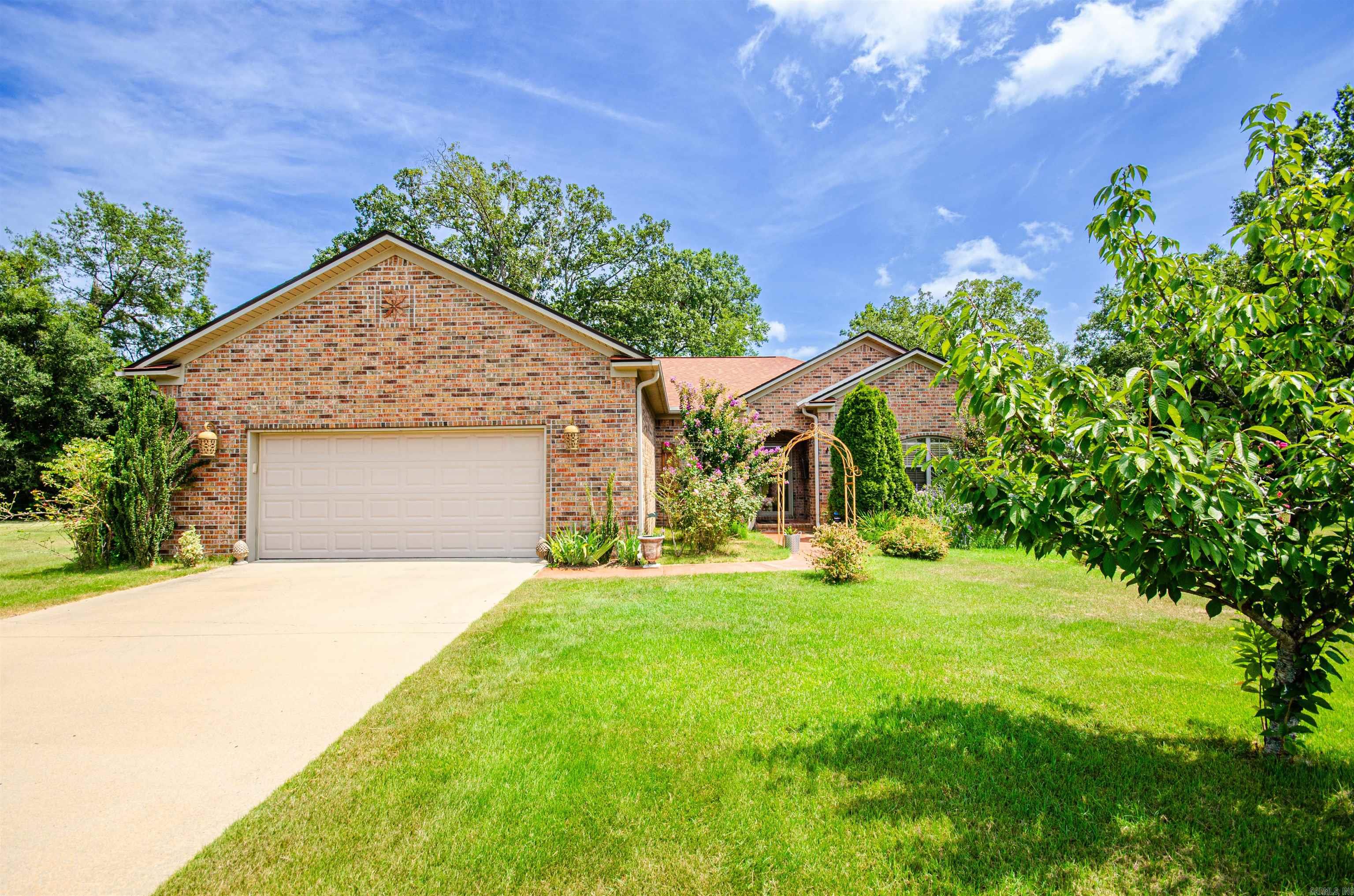 Photo 5 of 41 of 2 Creekwood Cove house