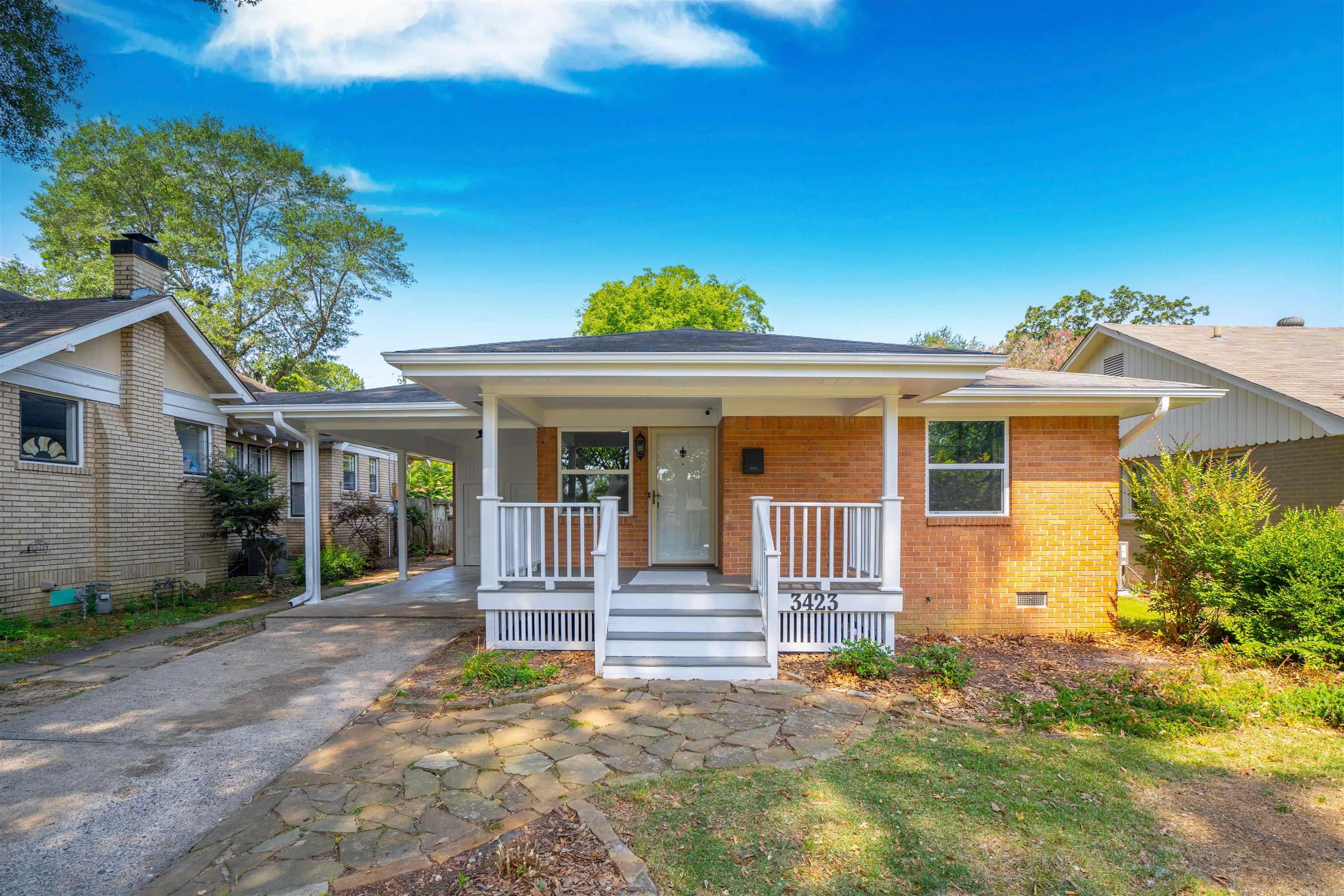 Photo 5 of 46 of 3423 N Cypress Street house