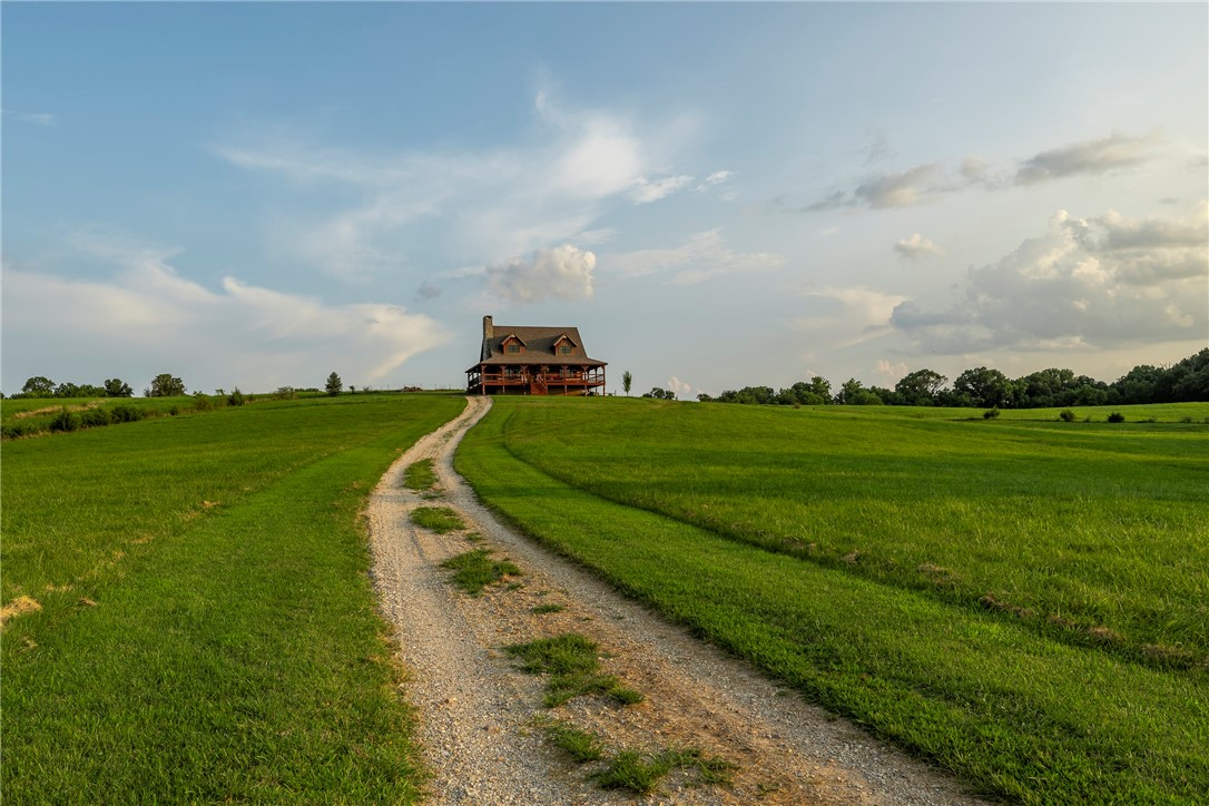 Photo 41 of 53 of 4751 Cloer Road house