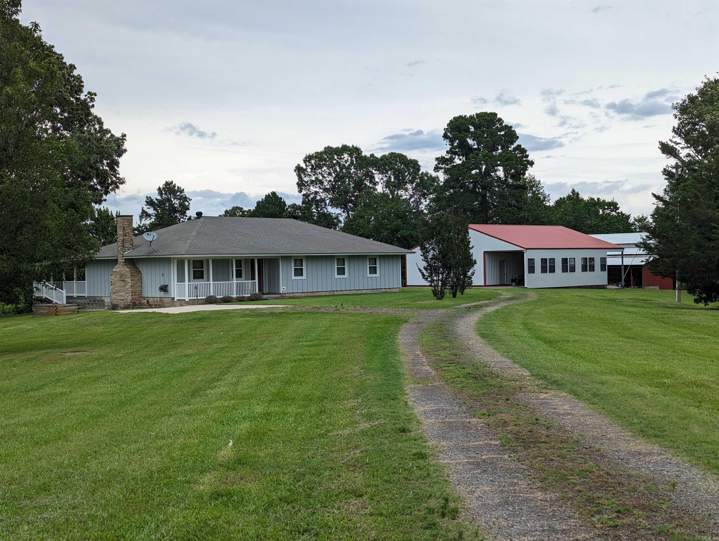 Photo 1 of 35 of 2250 S 9 Highway house