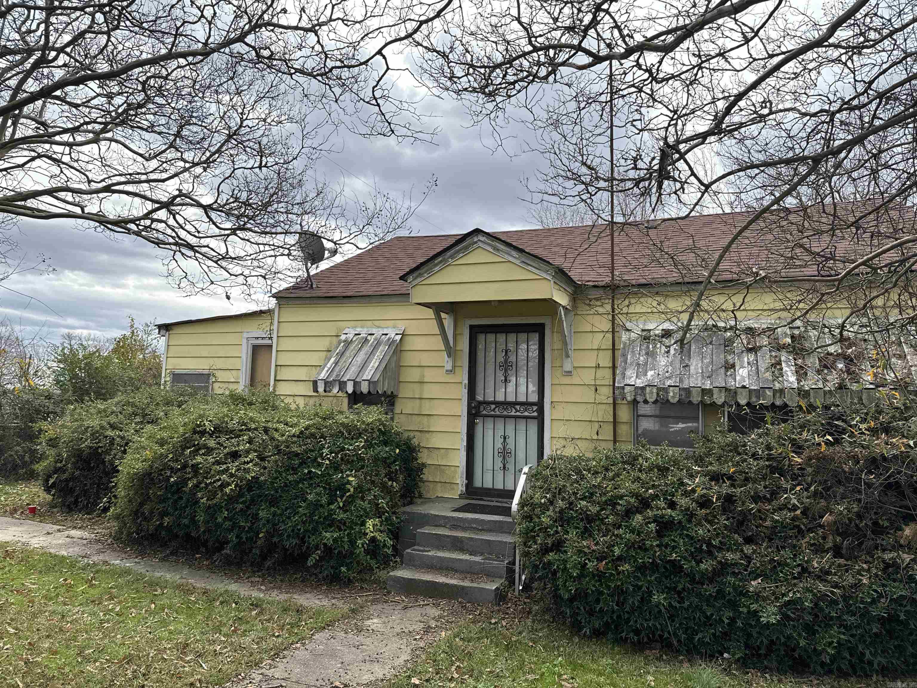 Photo 1 of 2 of 77 Watson Boulevard house