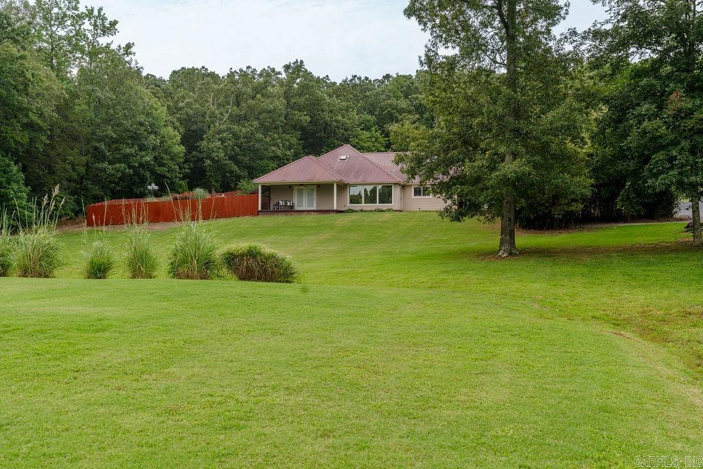 Photo 10 of 50 of 104 Lake Ridge Drive house