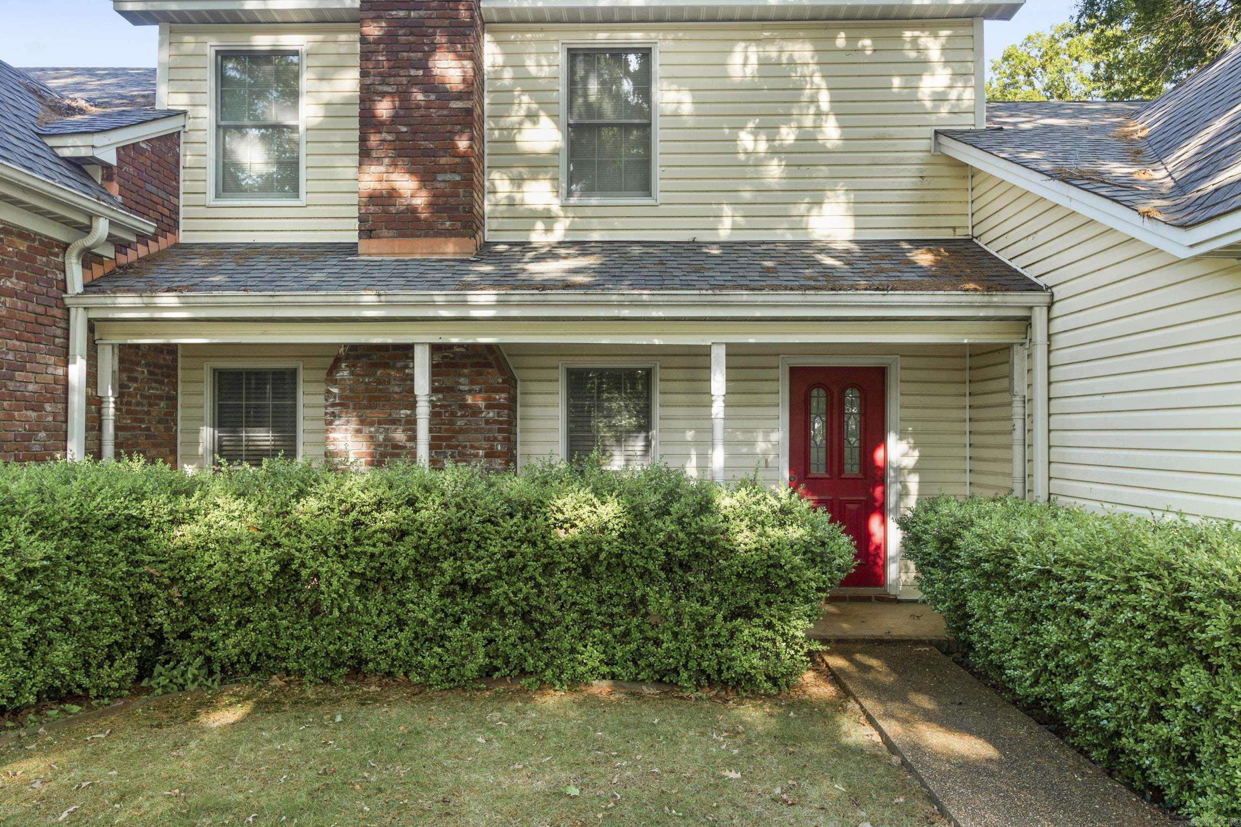 Photo 1 of 28 of 4 River Oaks Trace townhome