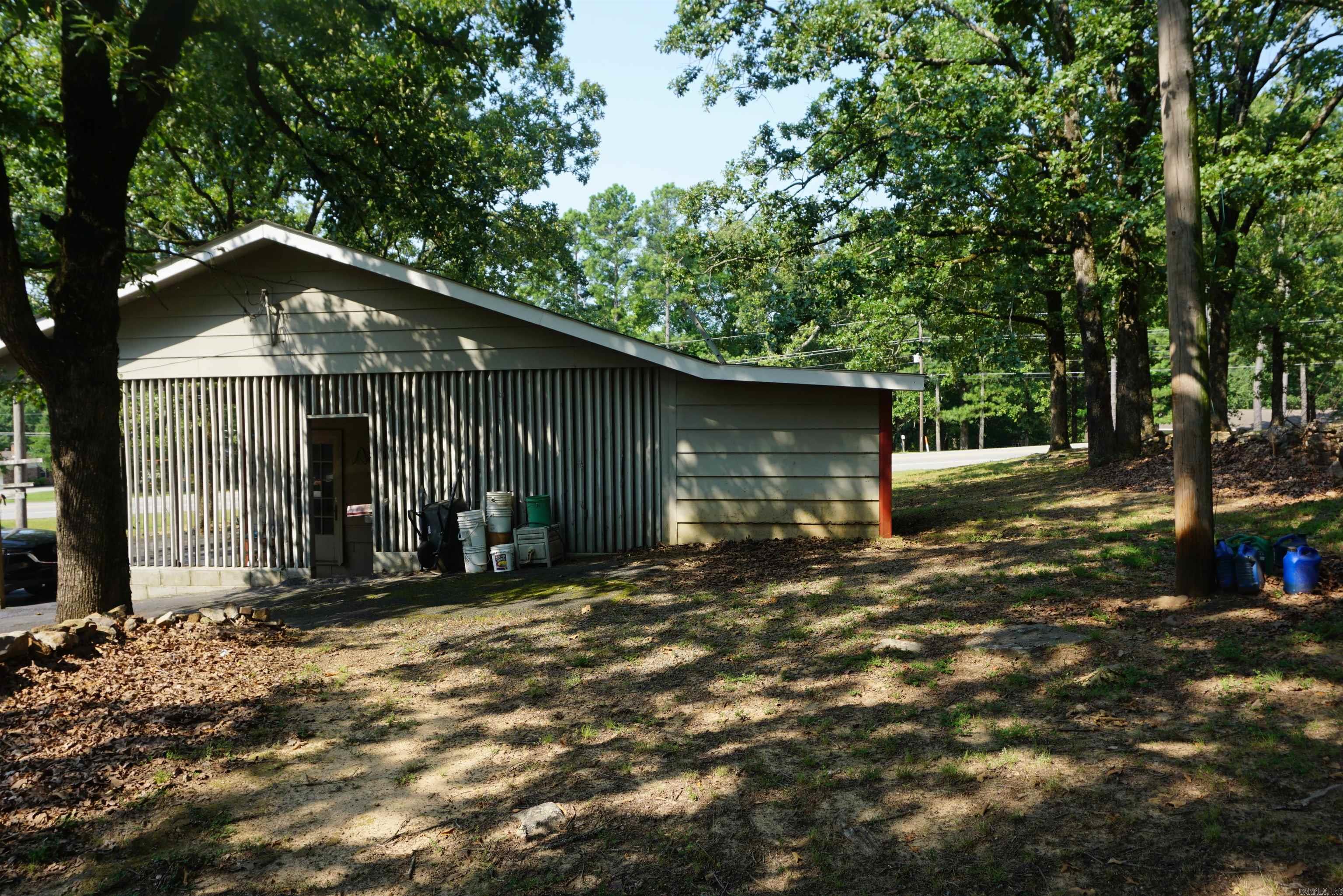 Photo 43 of 50 of 101 Rocky Springs Trl house