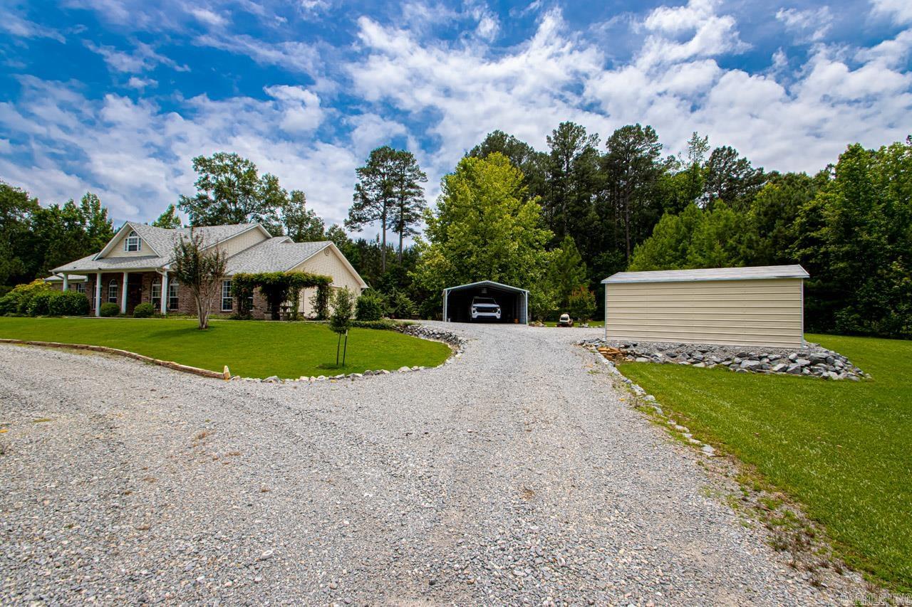 Photo 6 of 49 of 215 County Rd 748 house