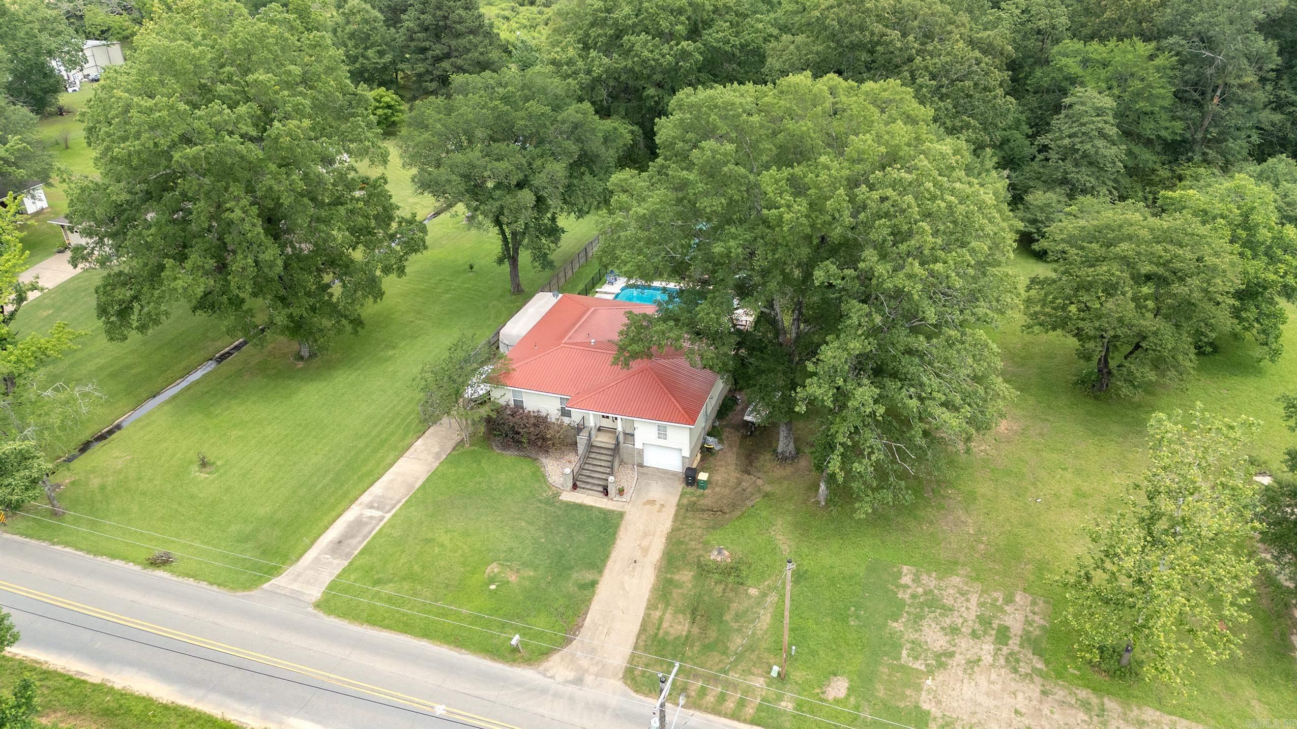 Photo 6 of 50 of 952 Trammel Road house