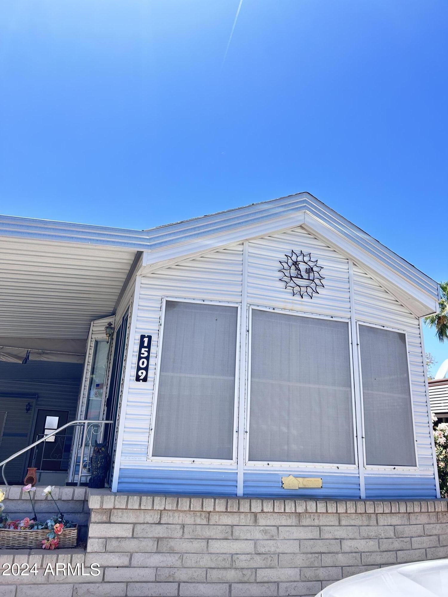 Photo 1 of 6 of 1000 S Idaho Road S mobile home