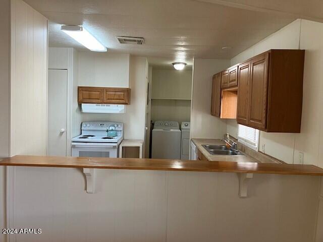 Photo 8 of 27 of 202 N Meridian Drive 212 mobile home