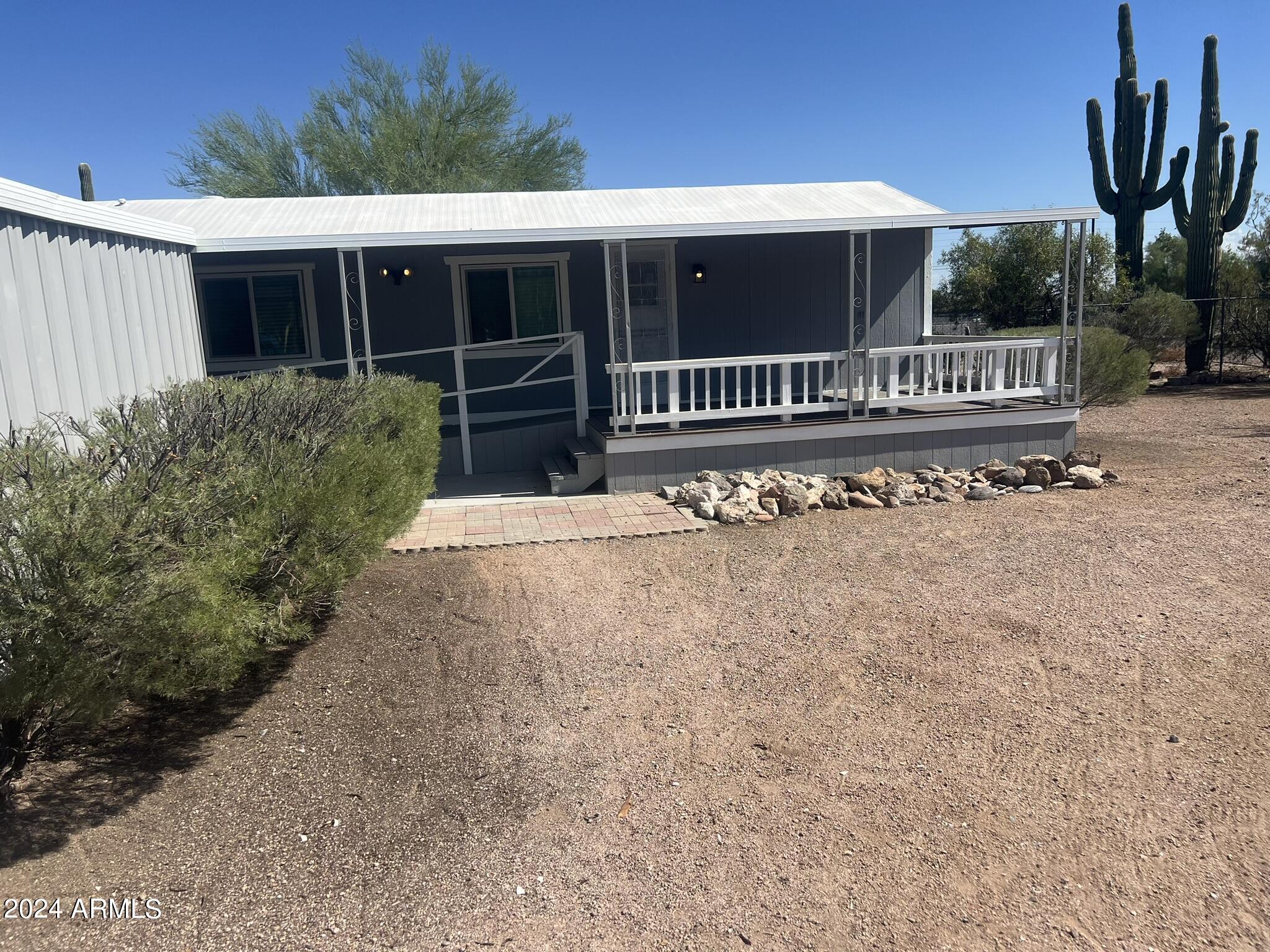 Photo 1 of 6 of 689 S PINAL Drive mobile home