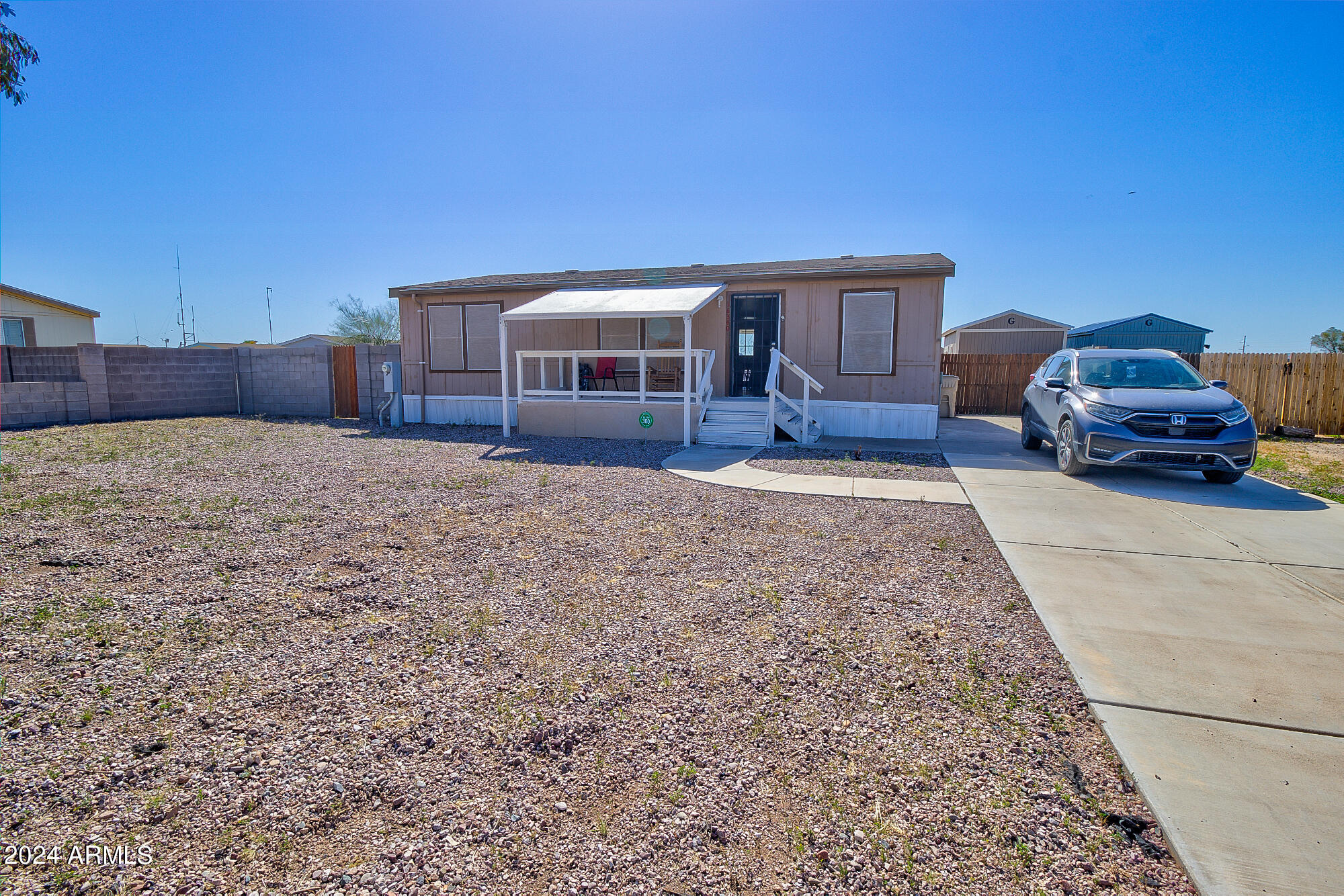 Photo 3 of 21 of 16340 S LUNAR Road mobile home