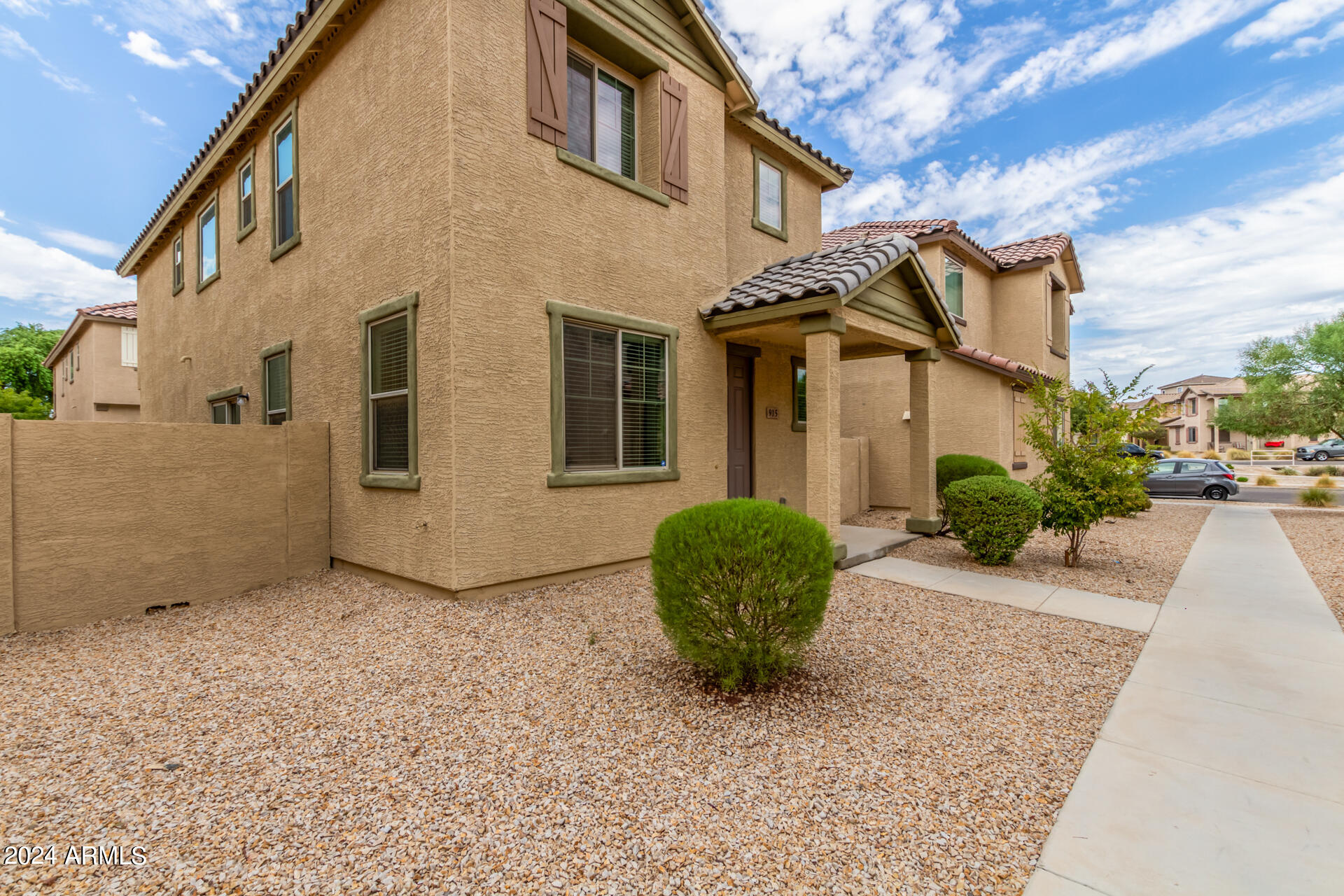 Photo 1 of 28 of 915 E AGUA FRIA Lane house