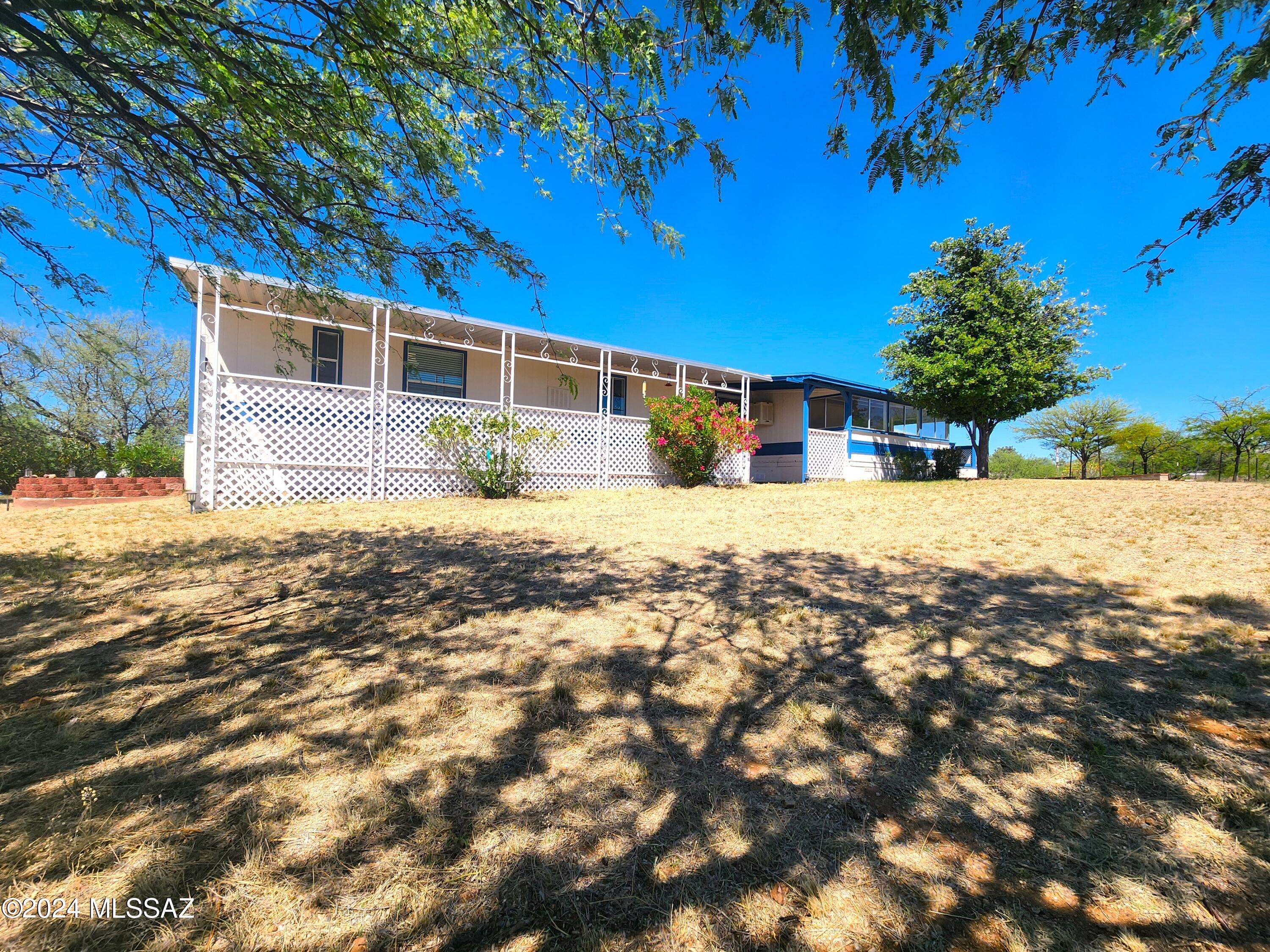 Photo 2 of 29 of 16805 S Cherokee Trail mobile home