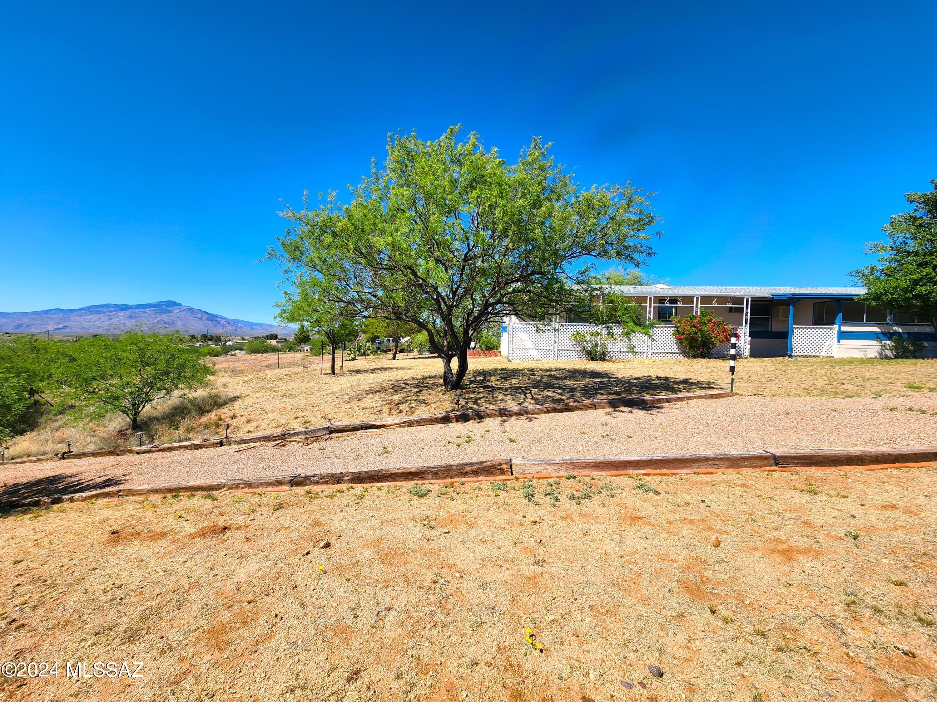 Photo 6 of 29 of 16805 S Cherokee Trail mobile home