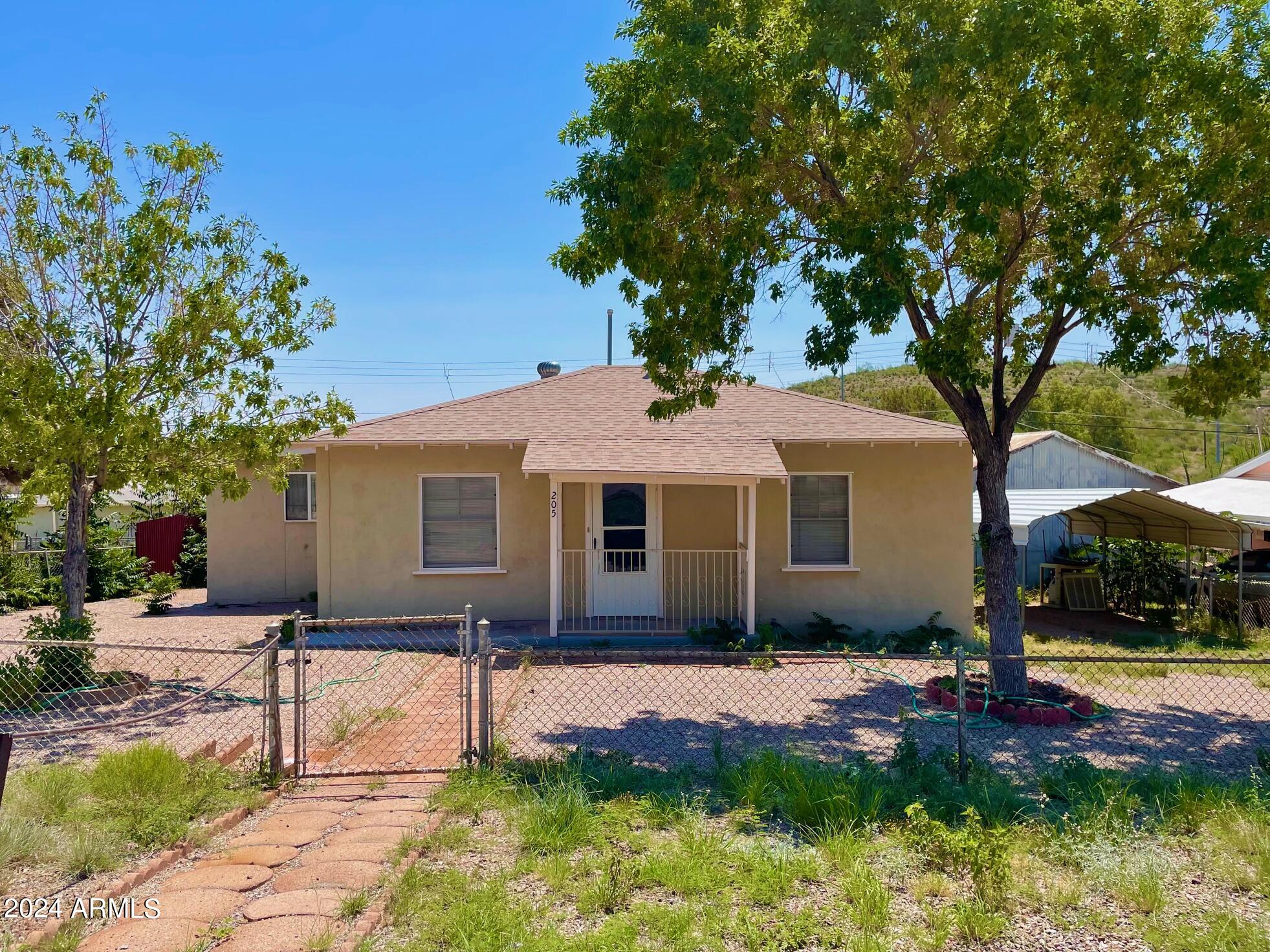 Photo 1 of 17 of 205 BORNITE Avenue house