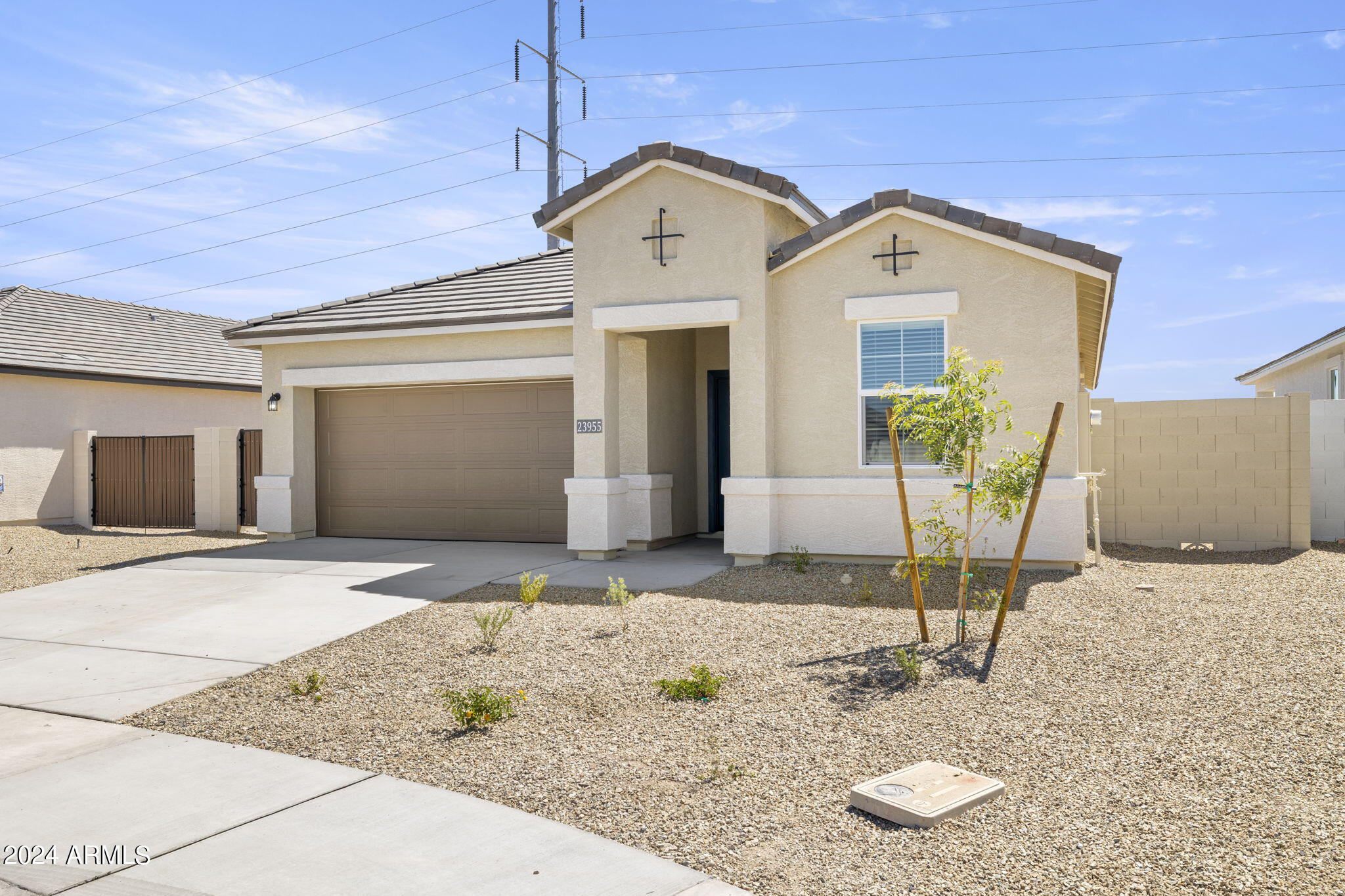 Photo 3 of 44 of 24120 W FLORES Drive house