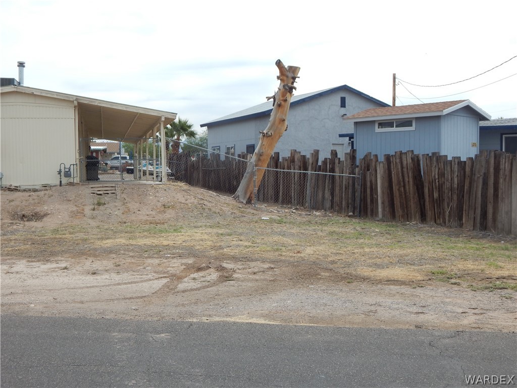 Photo 12 of 13 of 1072 Sahauro Drive mobile home