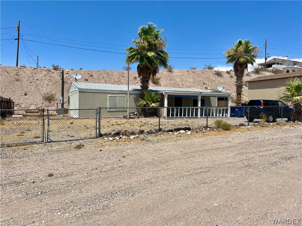 Photo 2 of 20 of 3169 Locust Boulevard mobile home