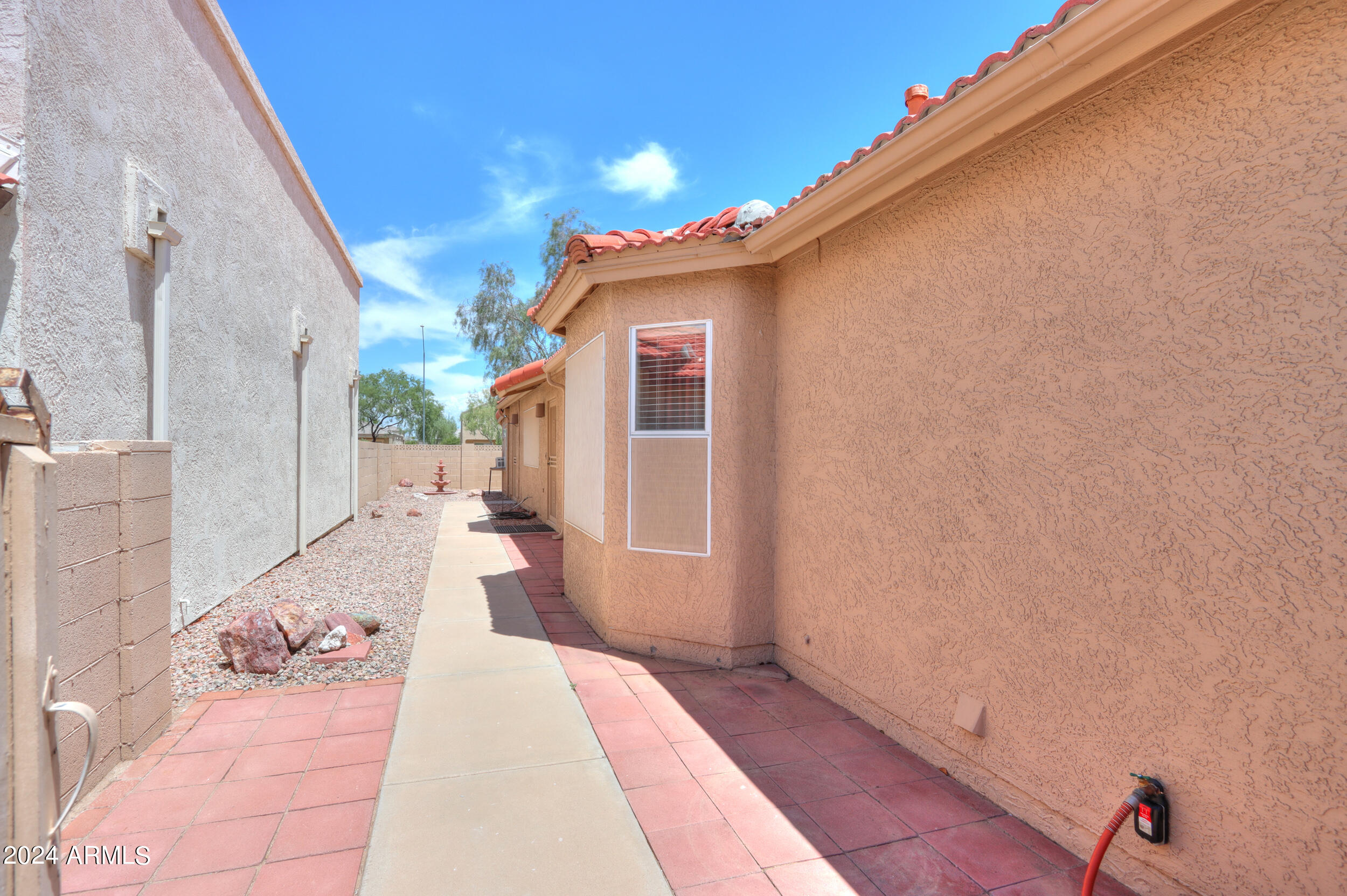 Photo 4 of 31 of 1762 N TERRACE Circle house